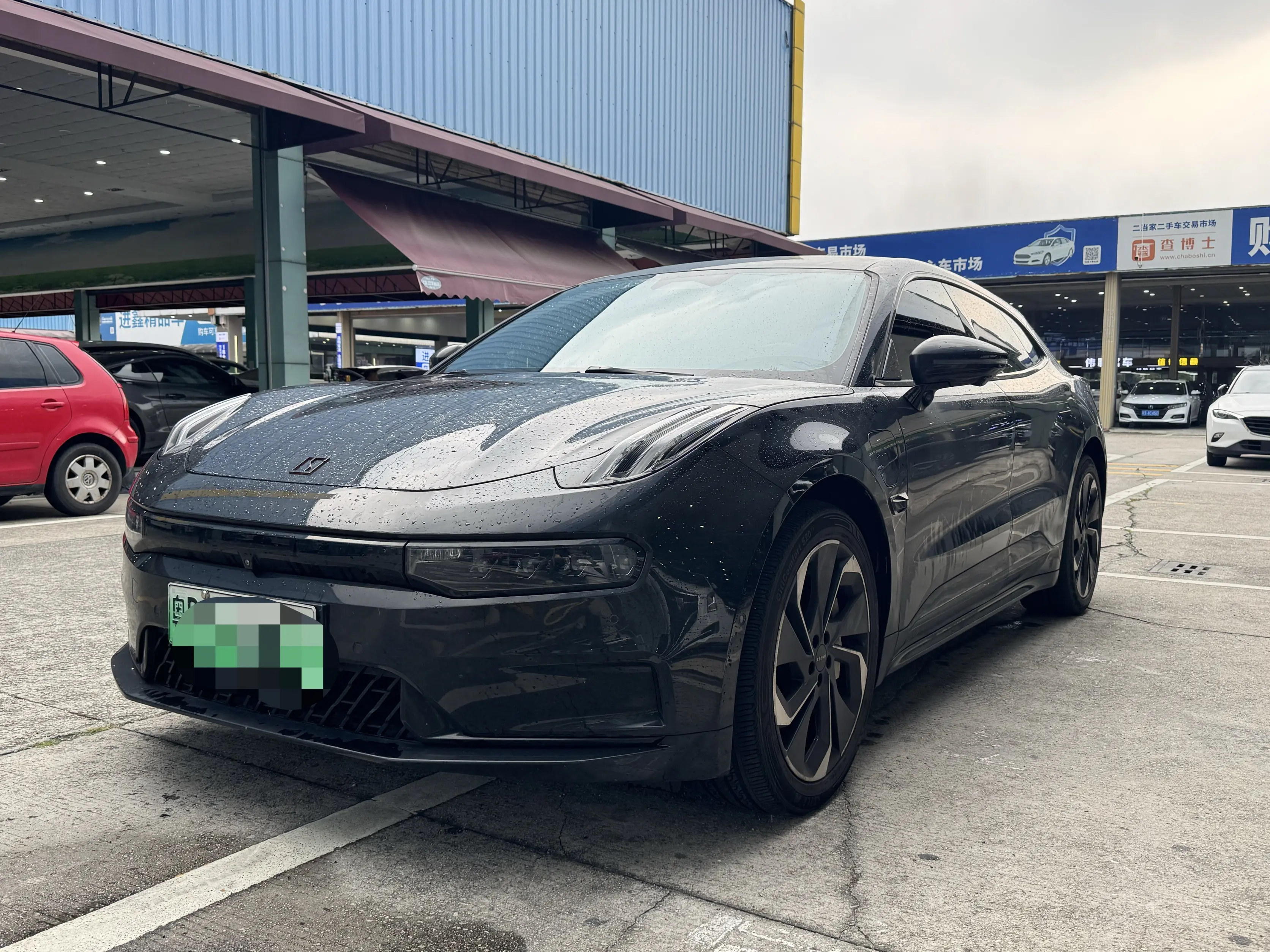 ZEEKR 001