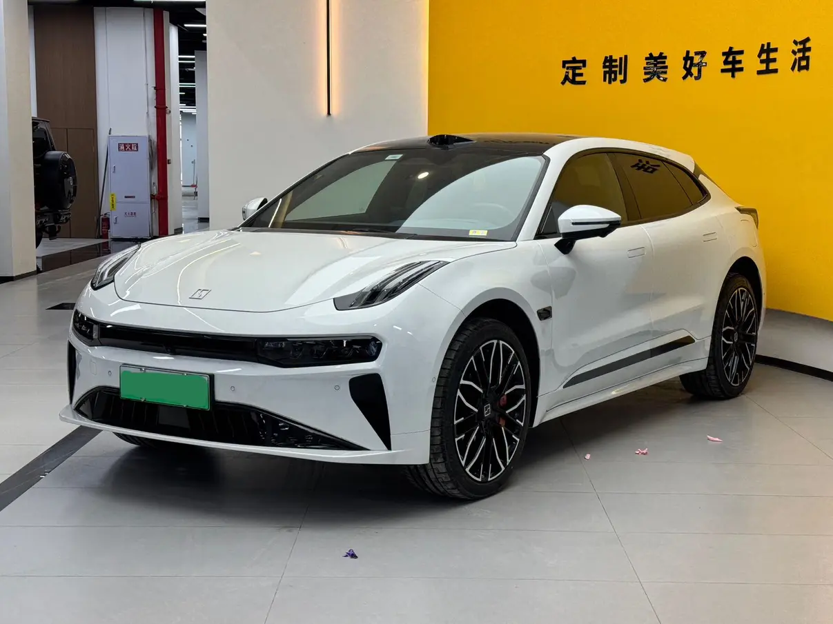 ZEEKR 001