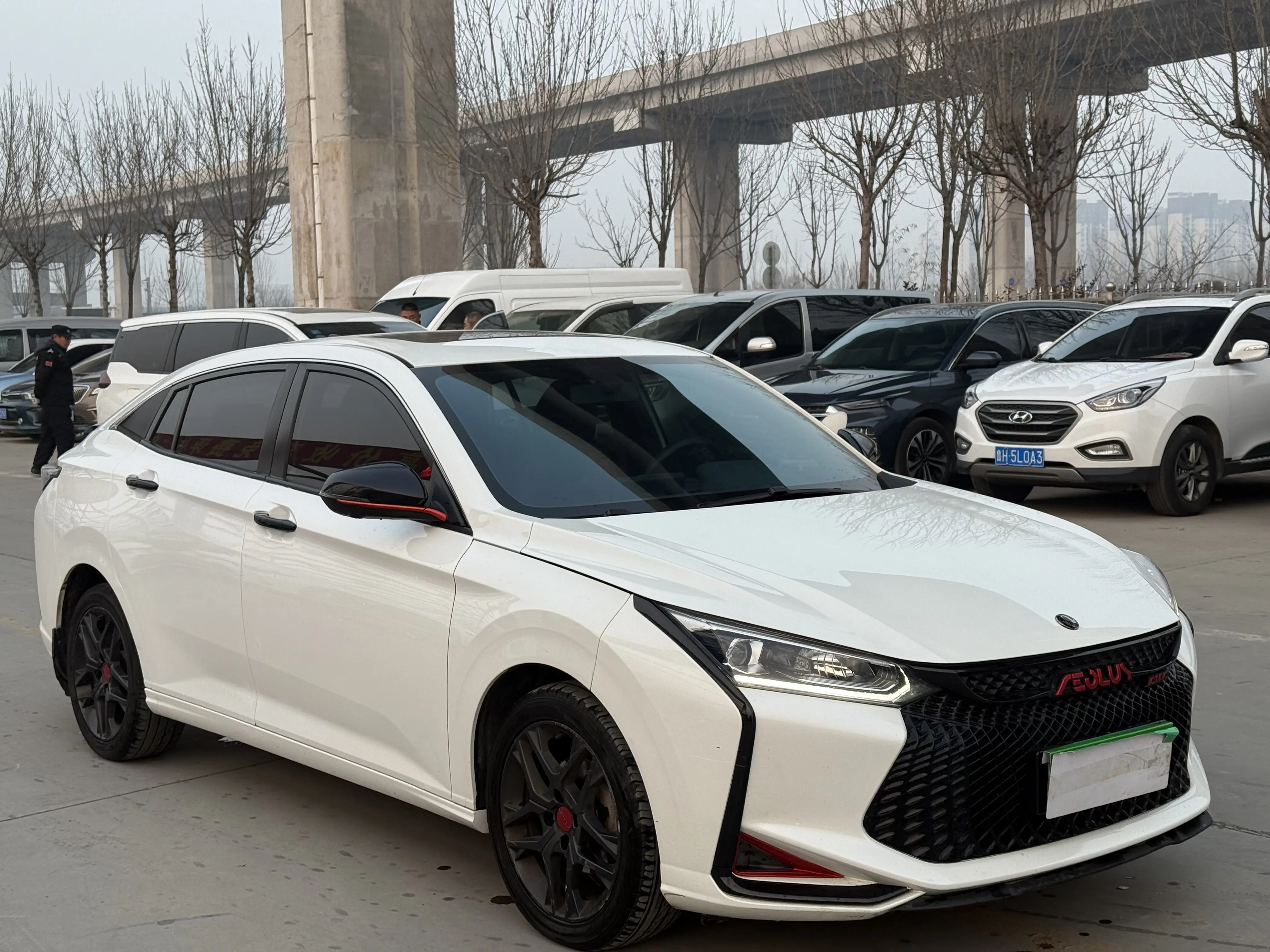 Dongfeng Yixuan