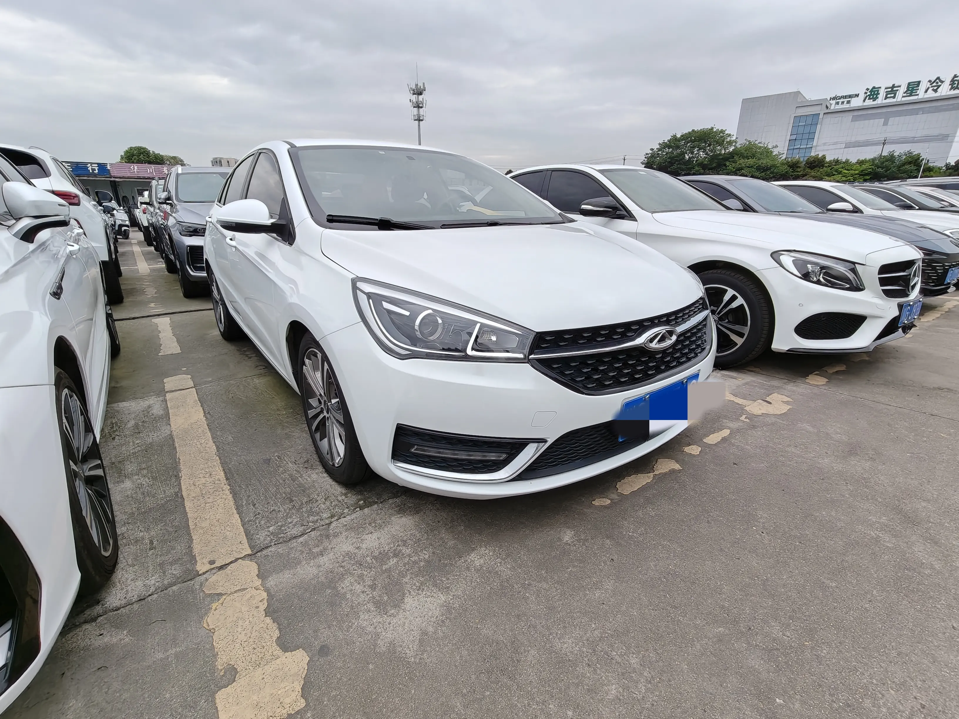 Chery Arrizo 5