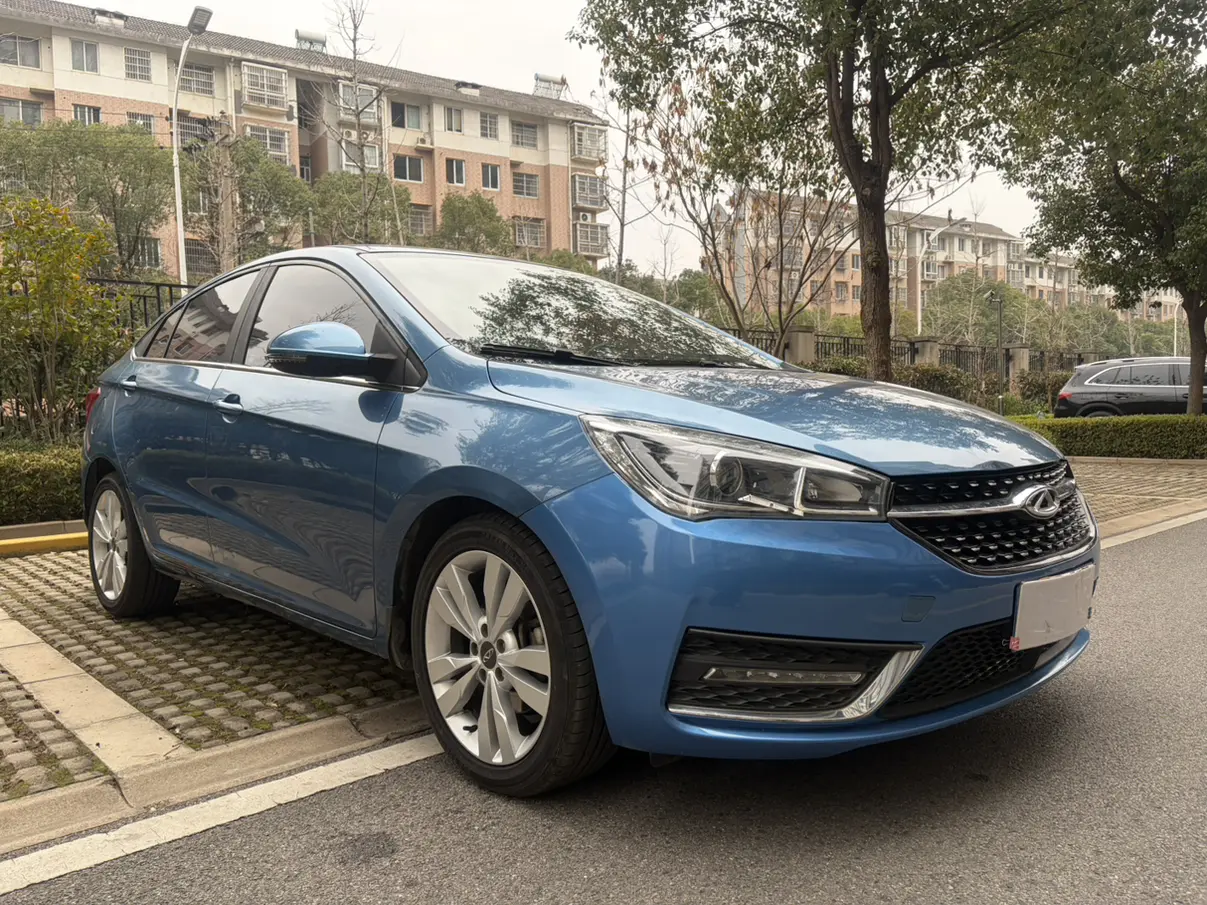 Chery Arrizo 5
