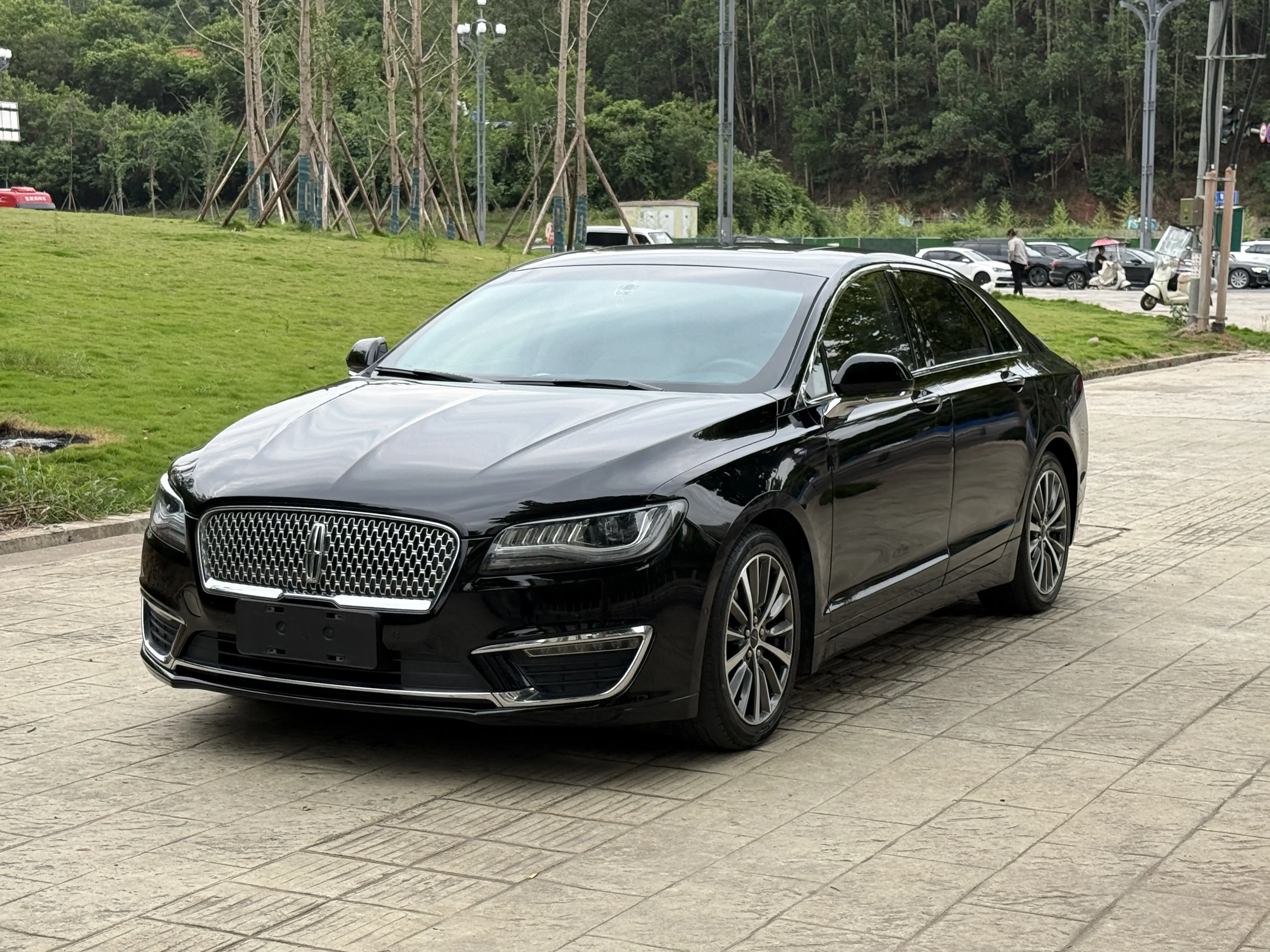 Lincoln MKZ