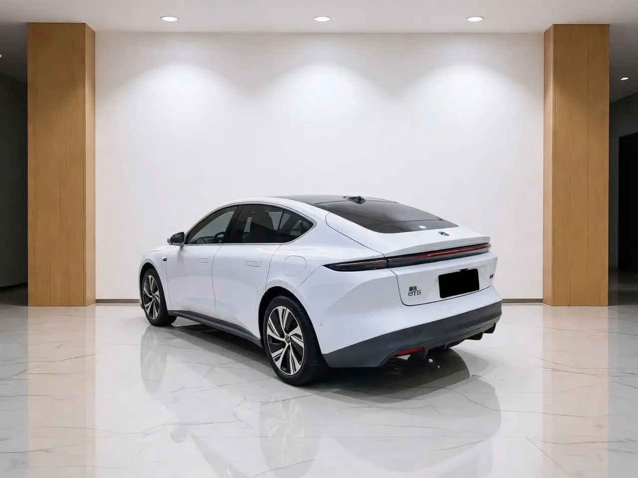 NIO ET5