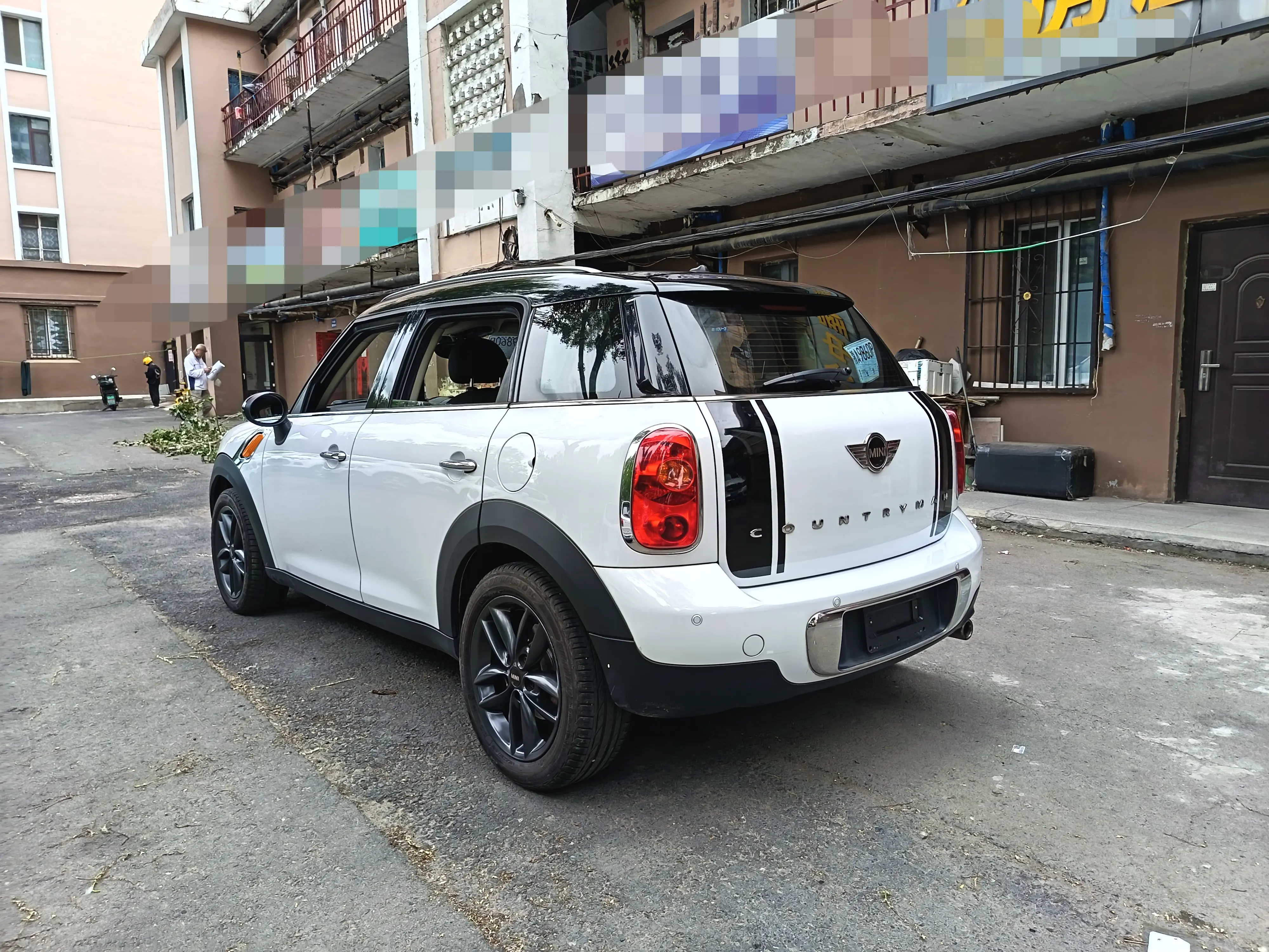 MINI COUNTRYMAN