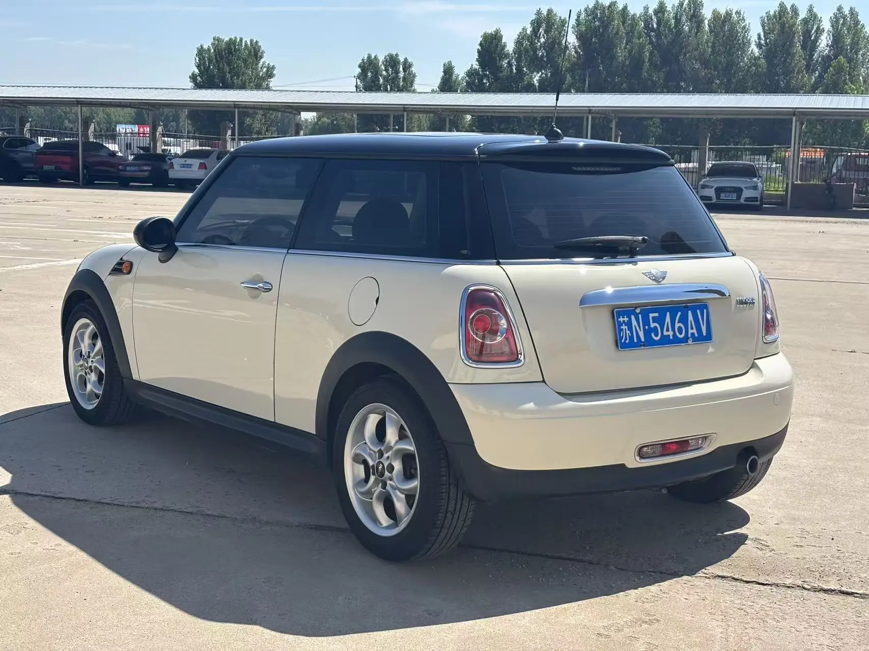 MINI 