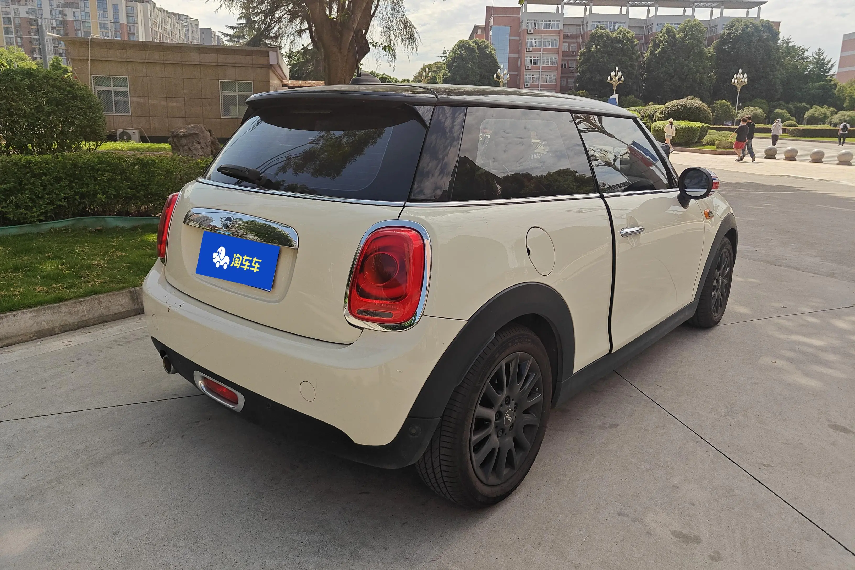 MINI 