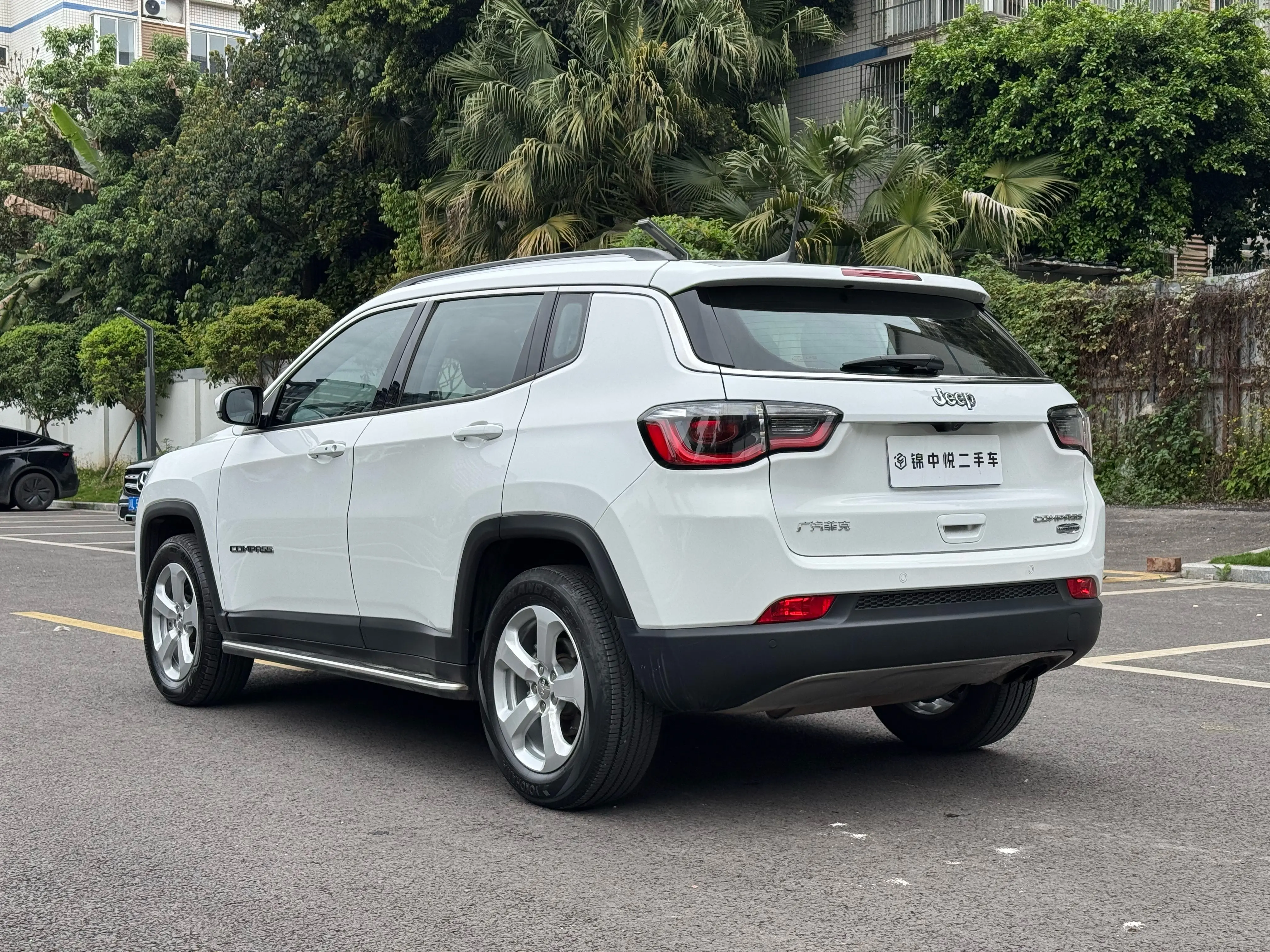 Jeep Guide to