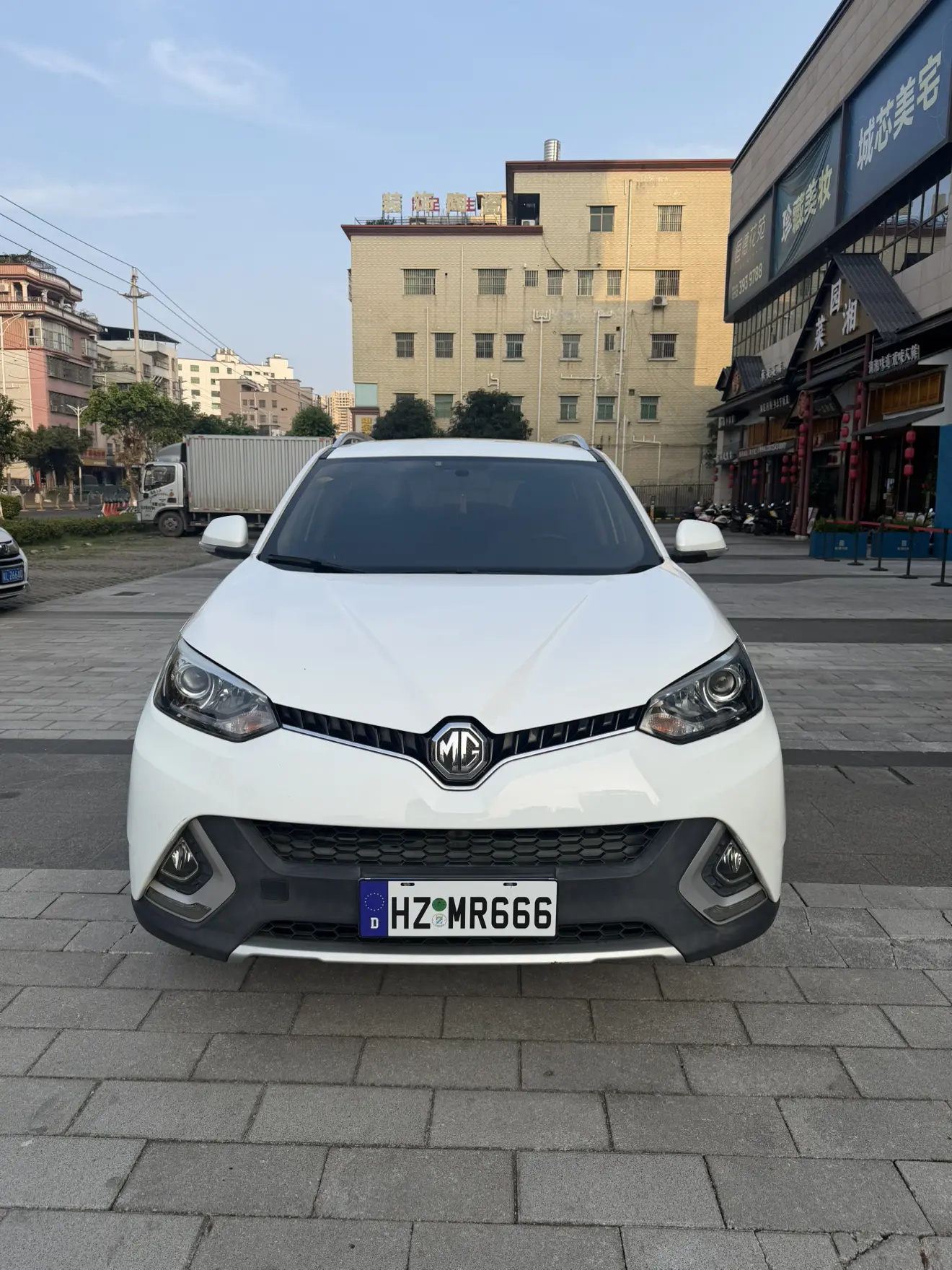 MG Ruiteng
