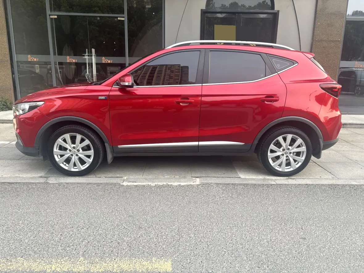 MG ZS