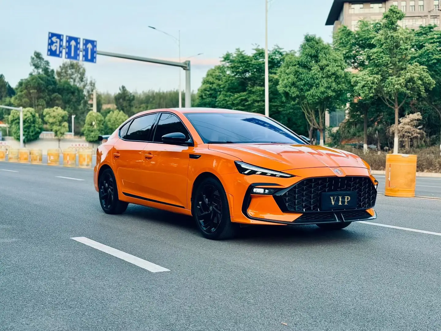 MG 6