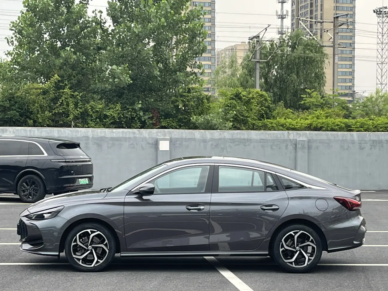 MG 5