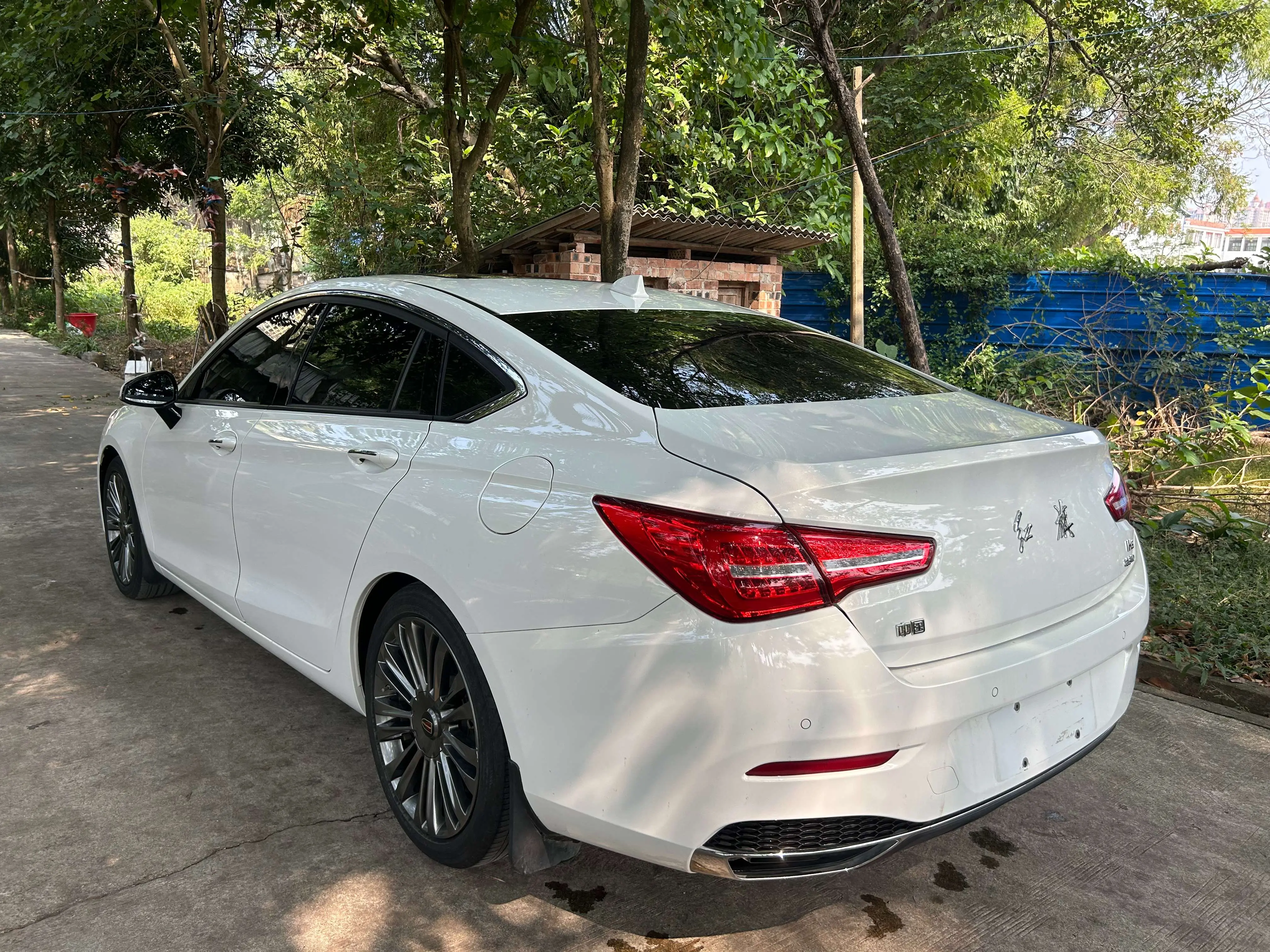 Hongqi H5 classic