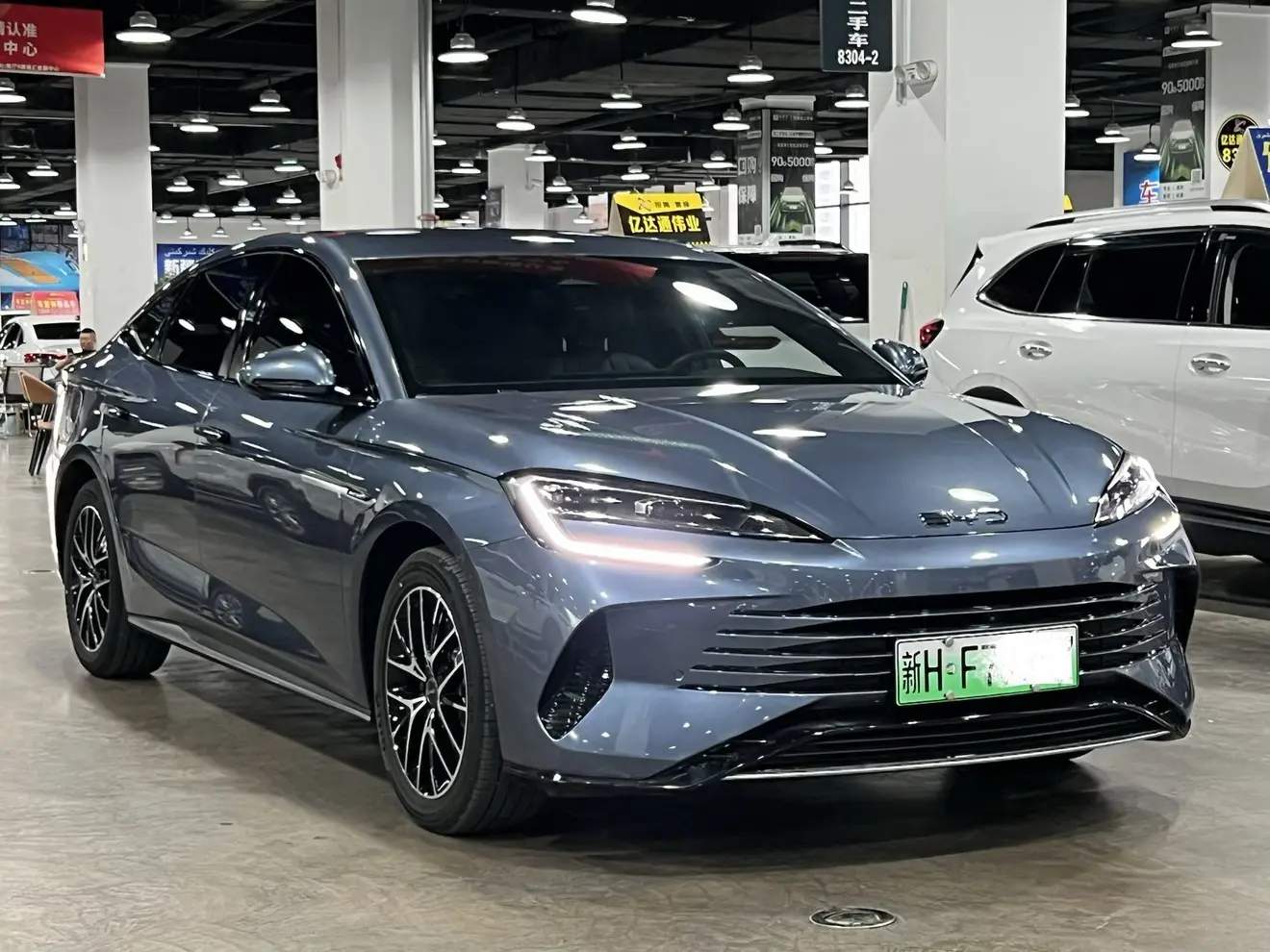 BYD Seal 07DM