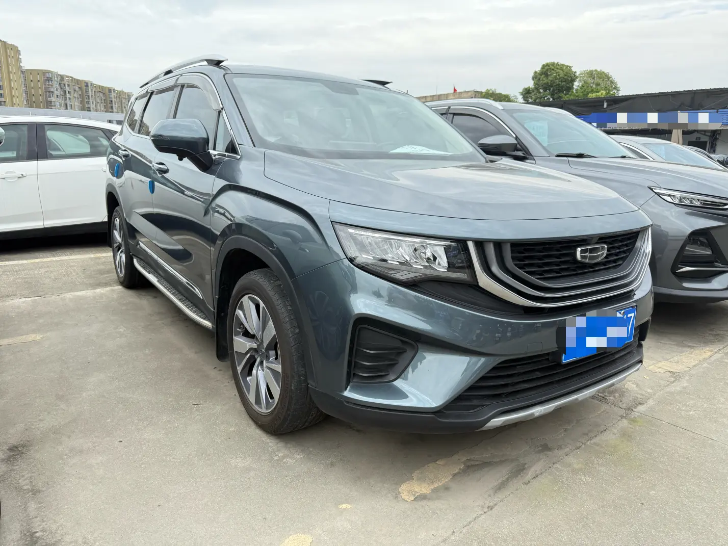 Geely Okavango