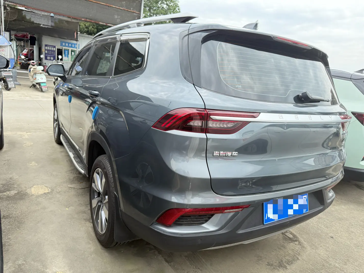 Geely Okavango
