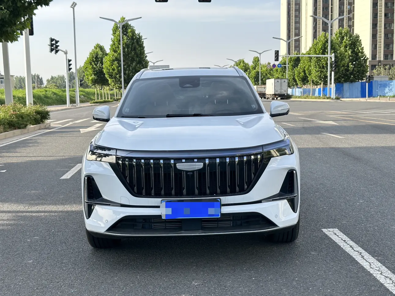 Geely Atlas L