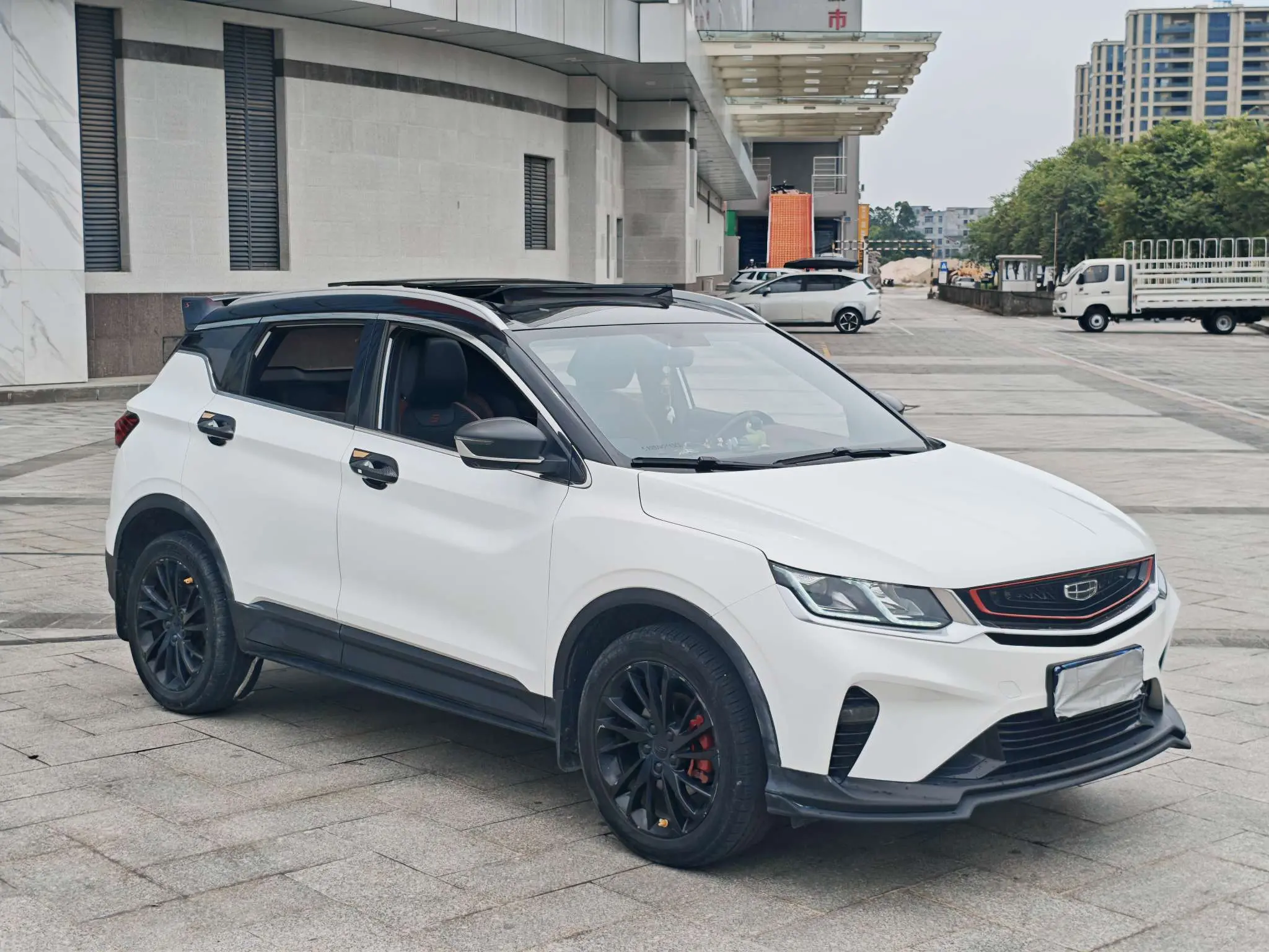 Geely Coolray SX11
