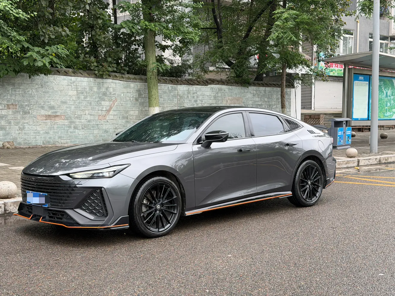 Changan UNI-V