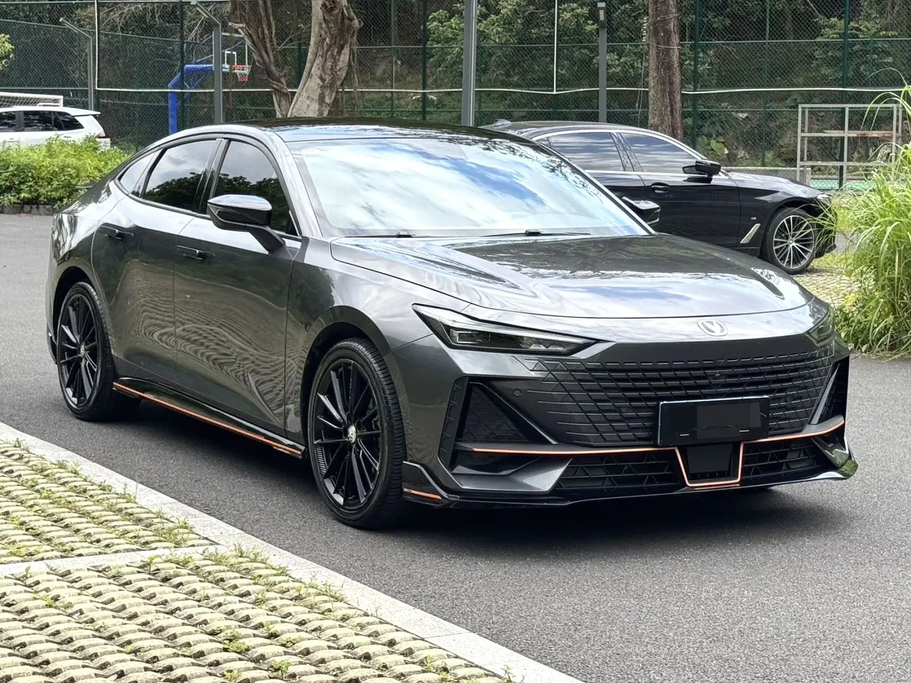 Changan UNI-V