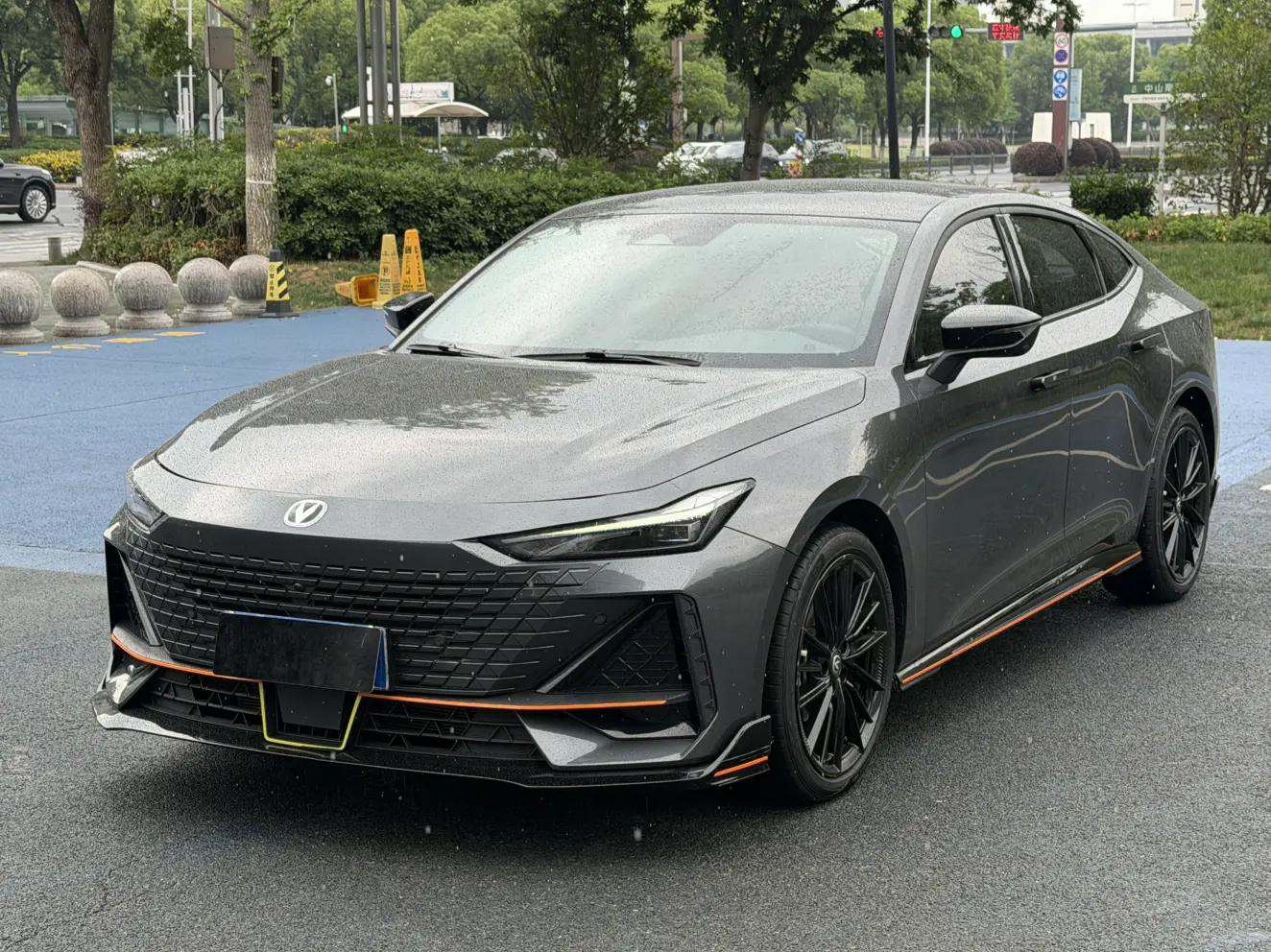 Changan UNI-V