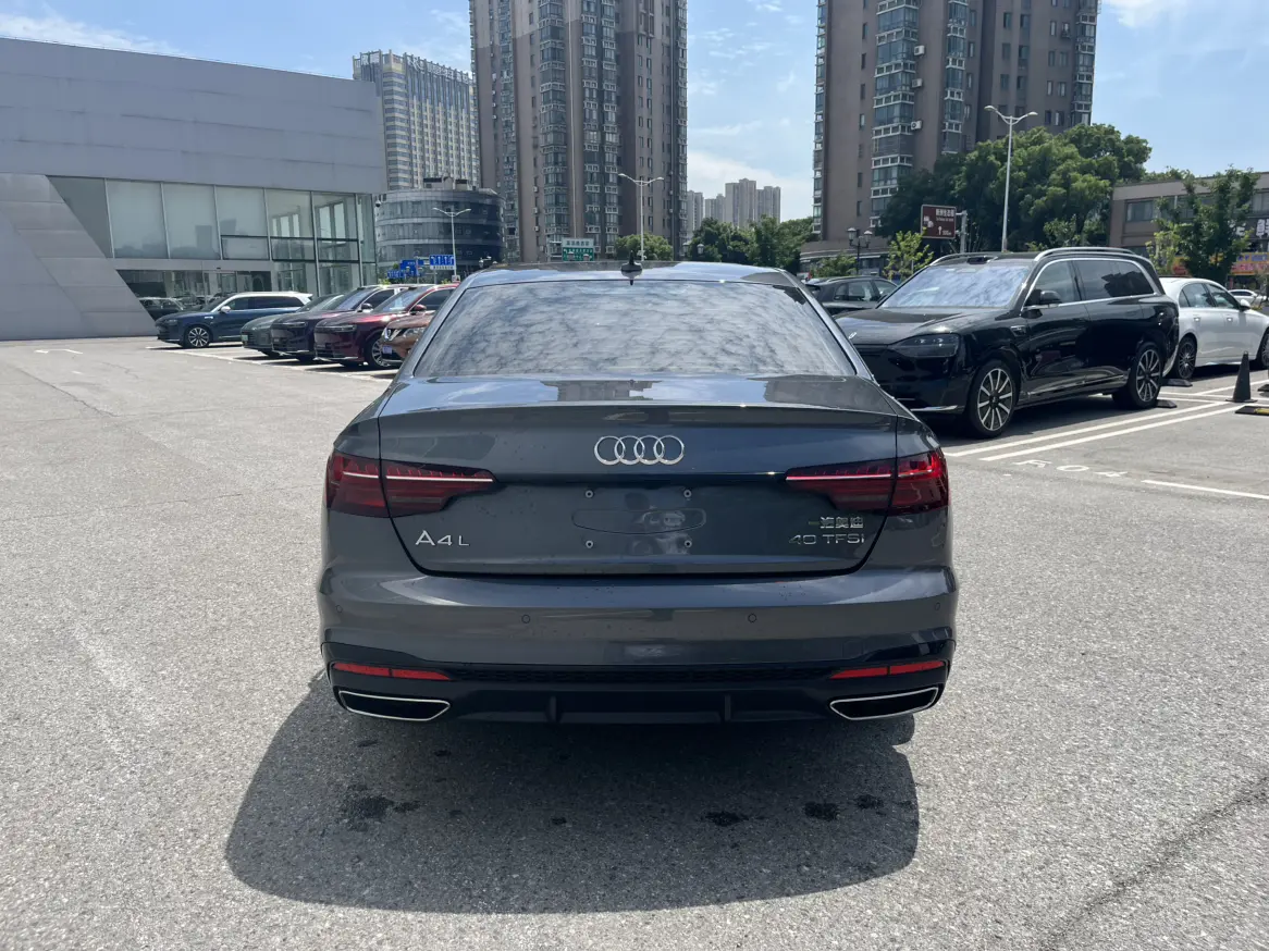 Audi A4L