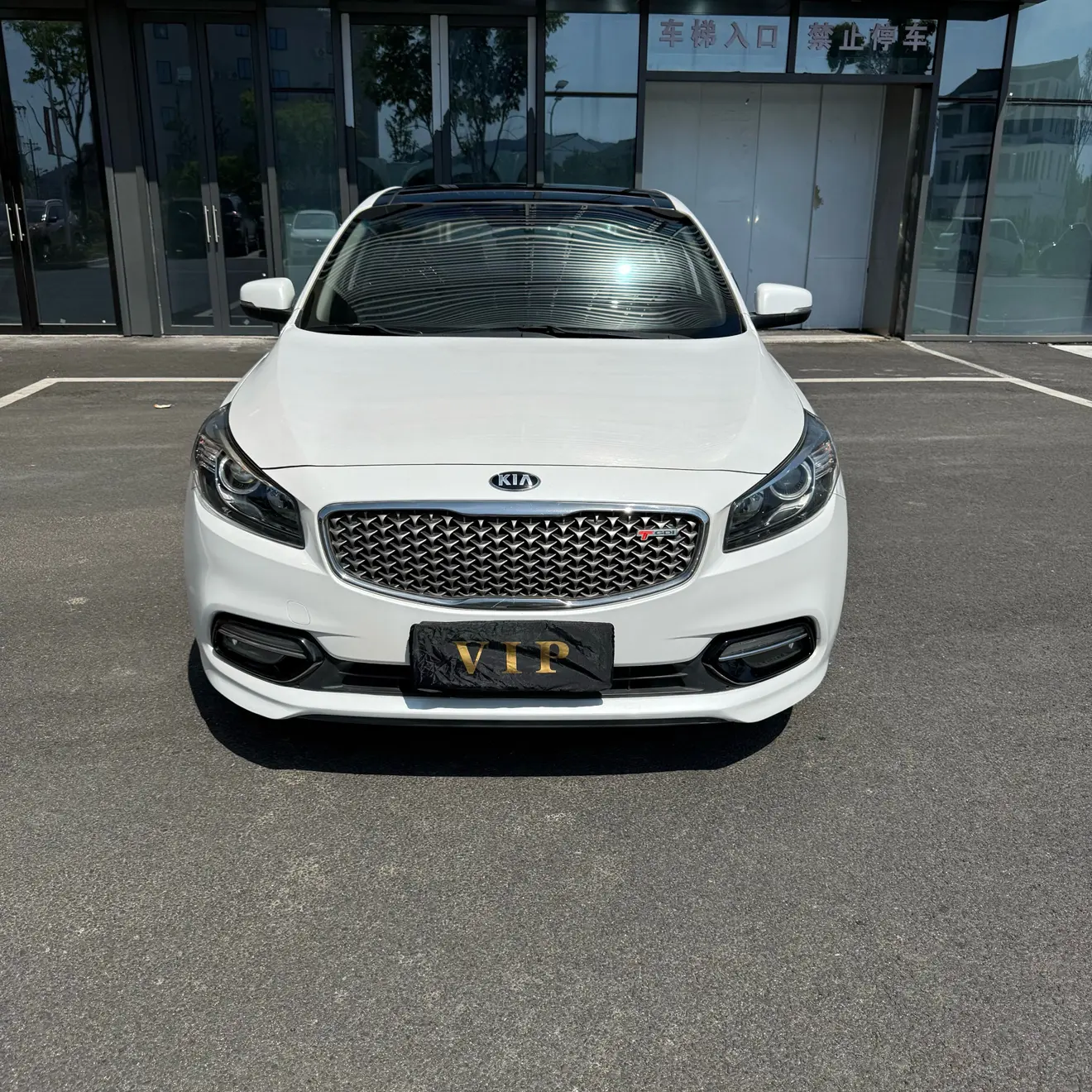 Kia K4