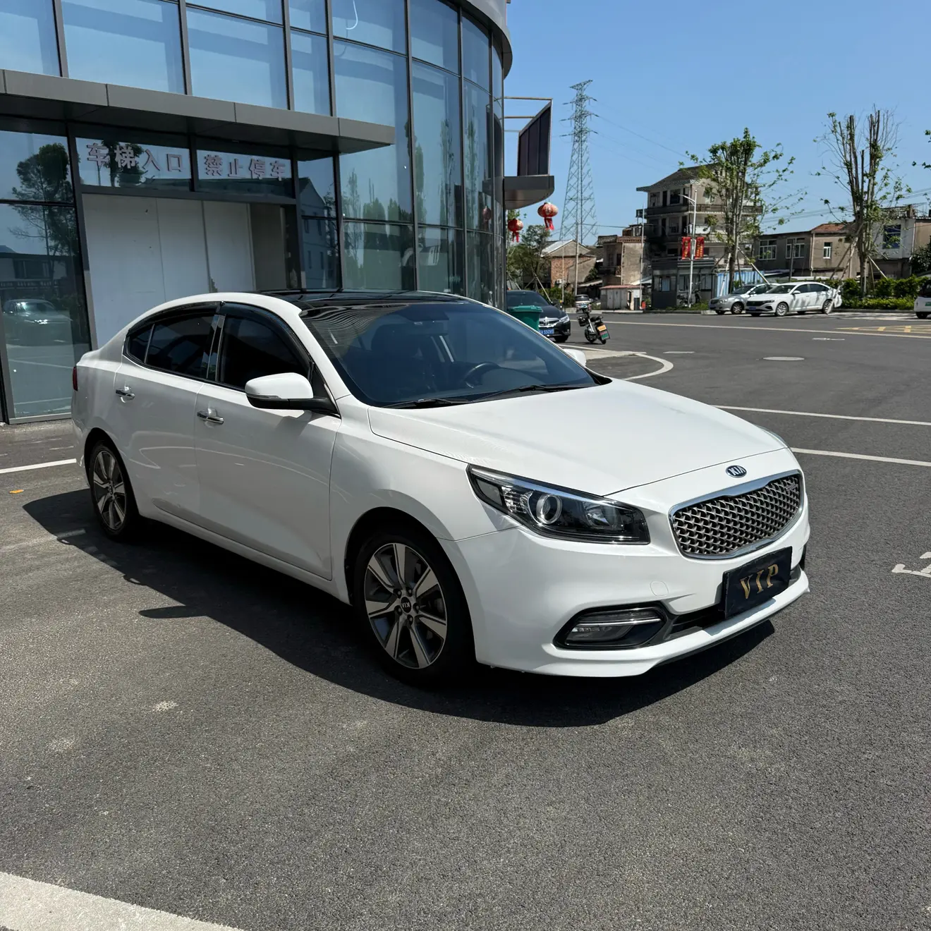 Kia K4