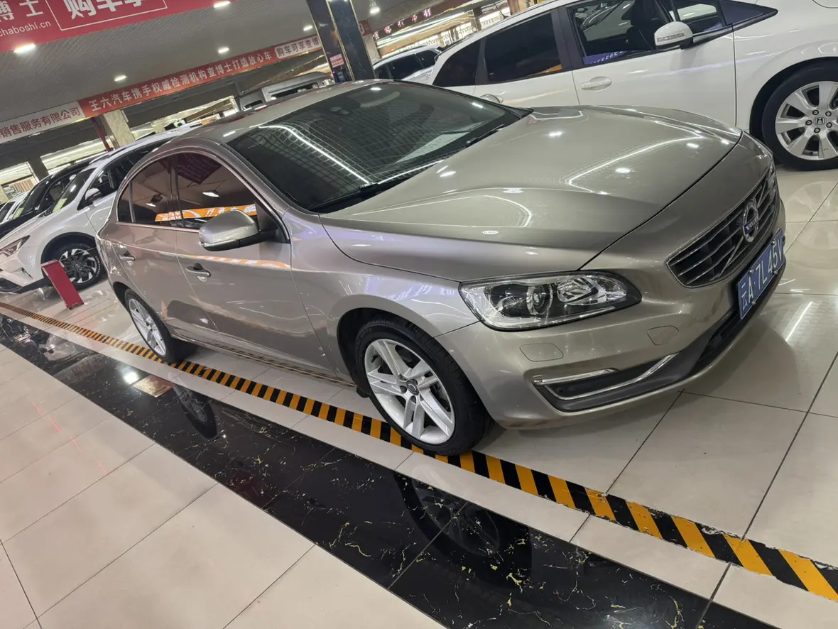 Volvo S60