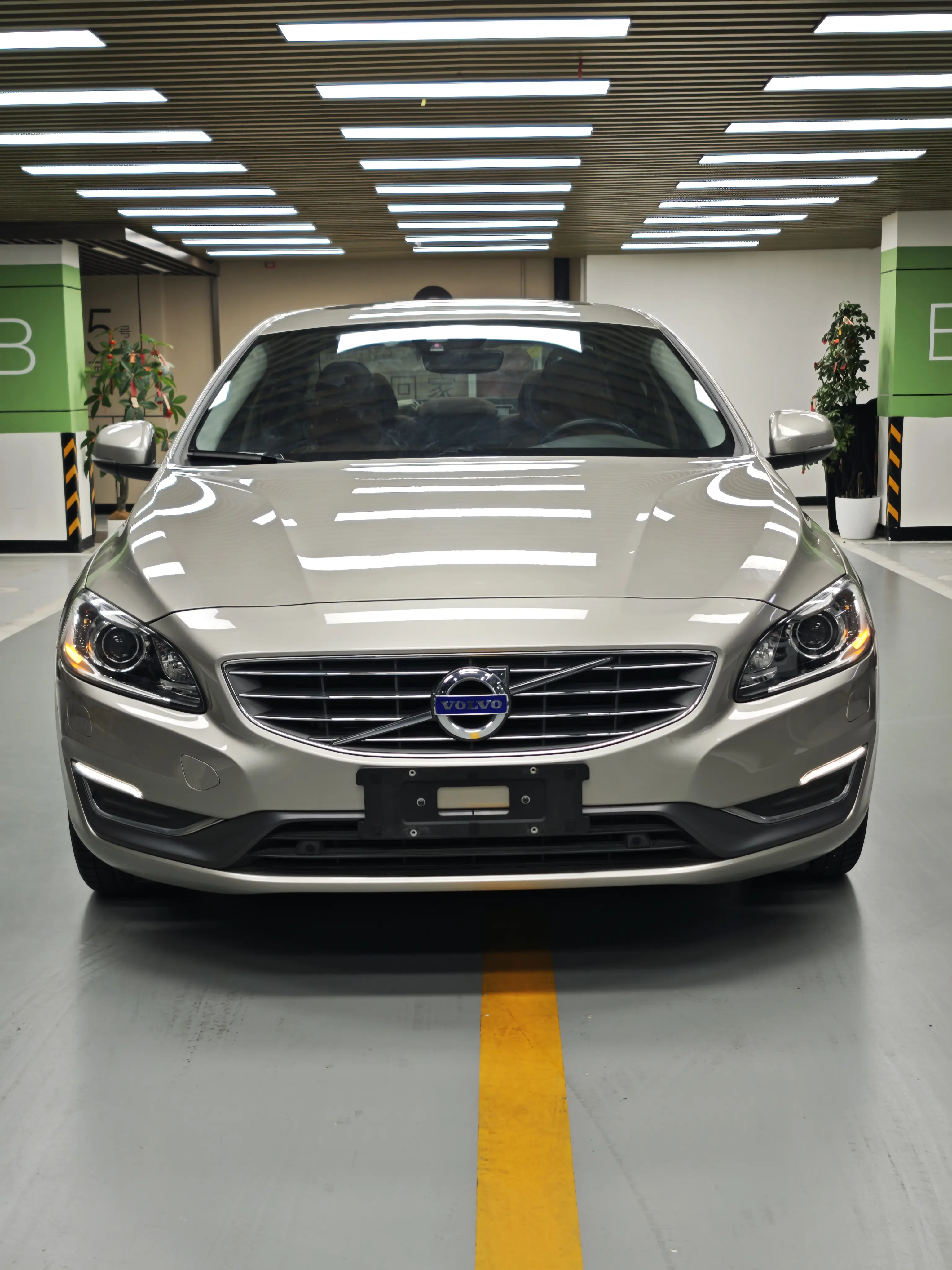 Volvo S60