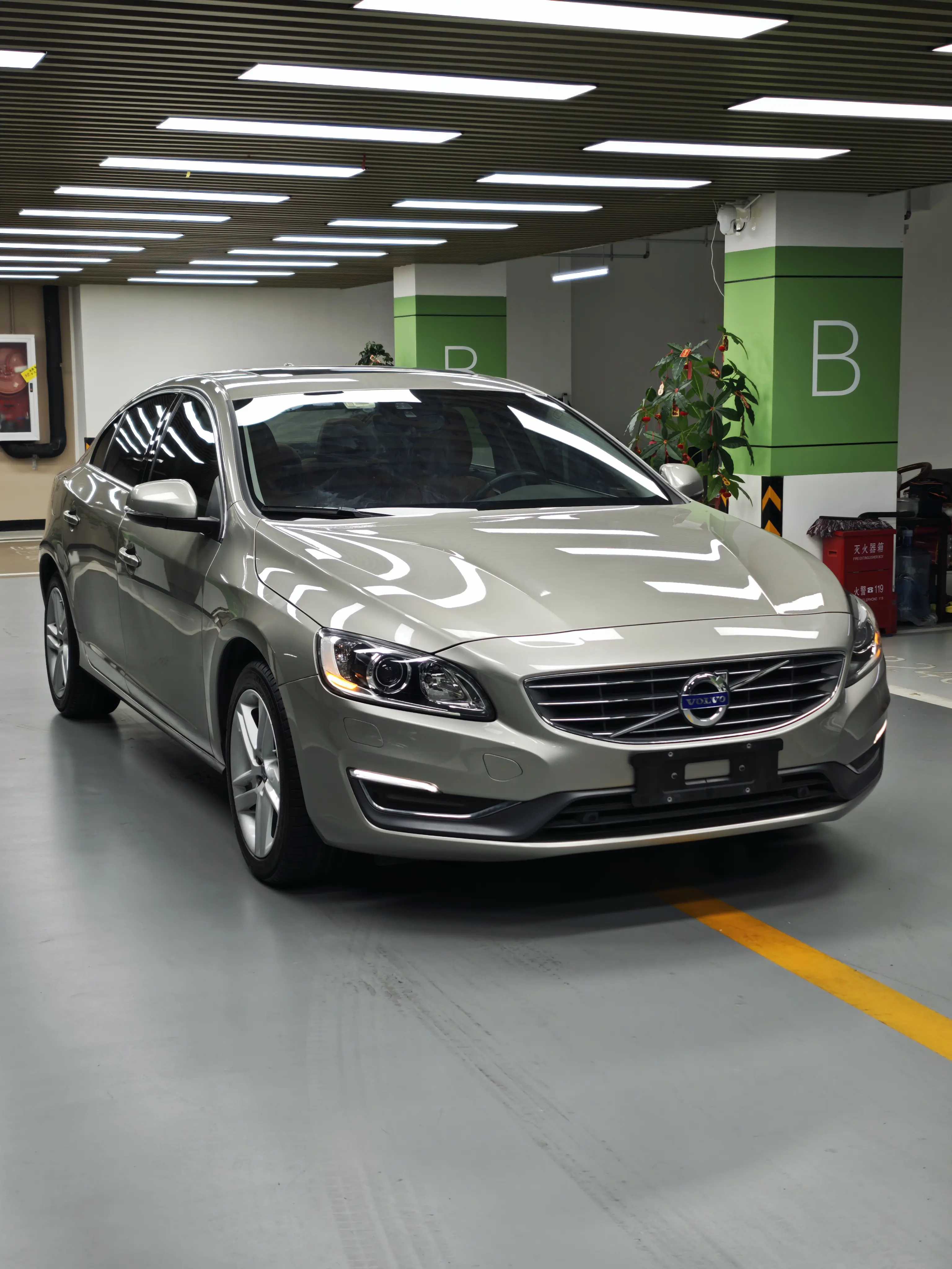 Volvo S60