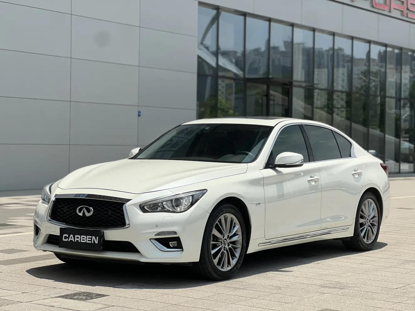 Infiniti Q50L