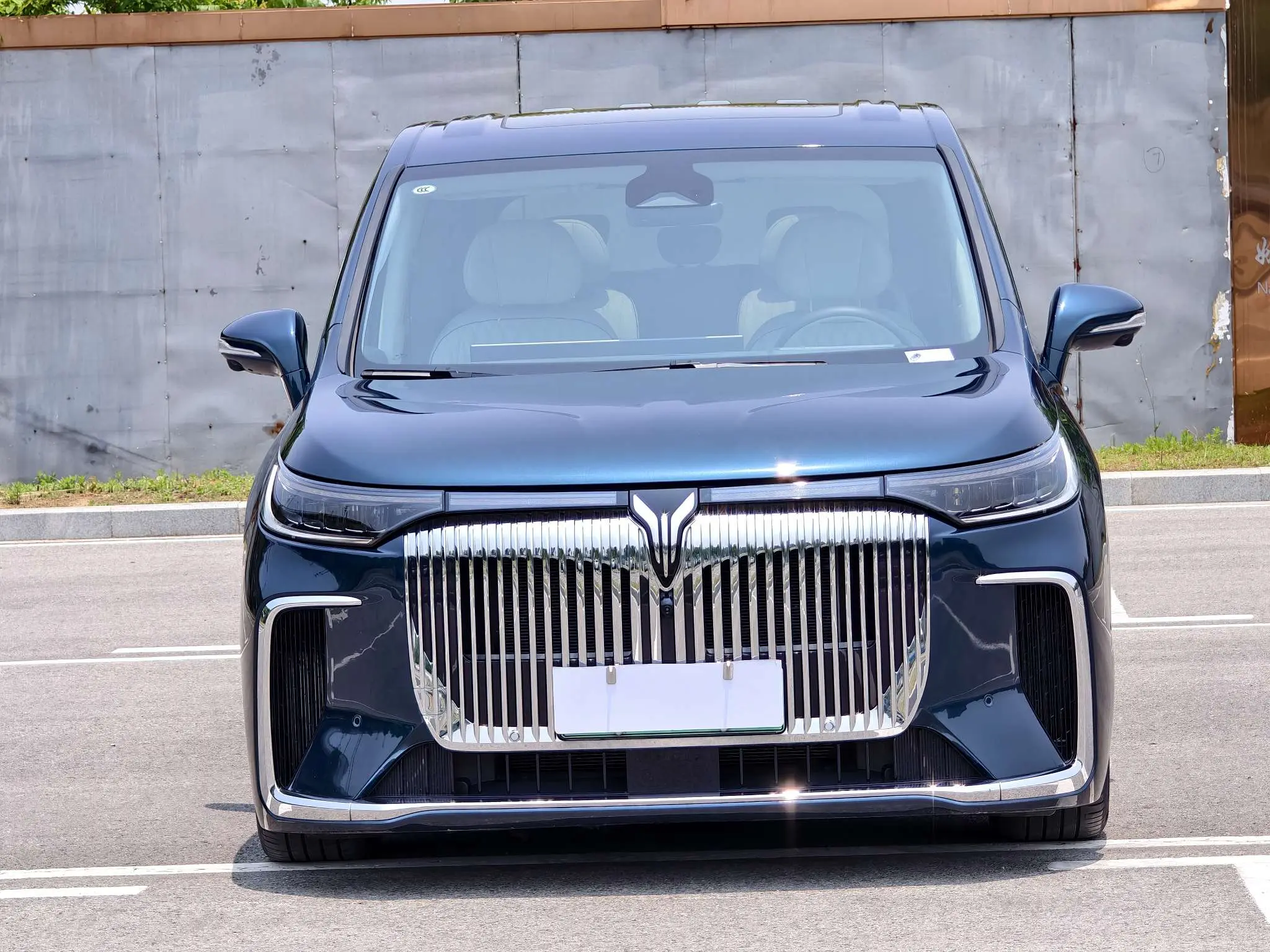 Voyah Lantu Dreamer PHEV