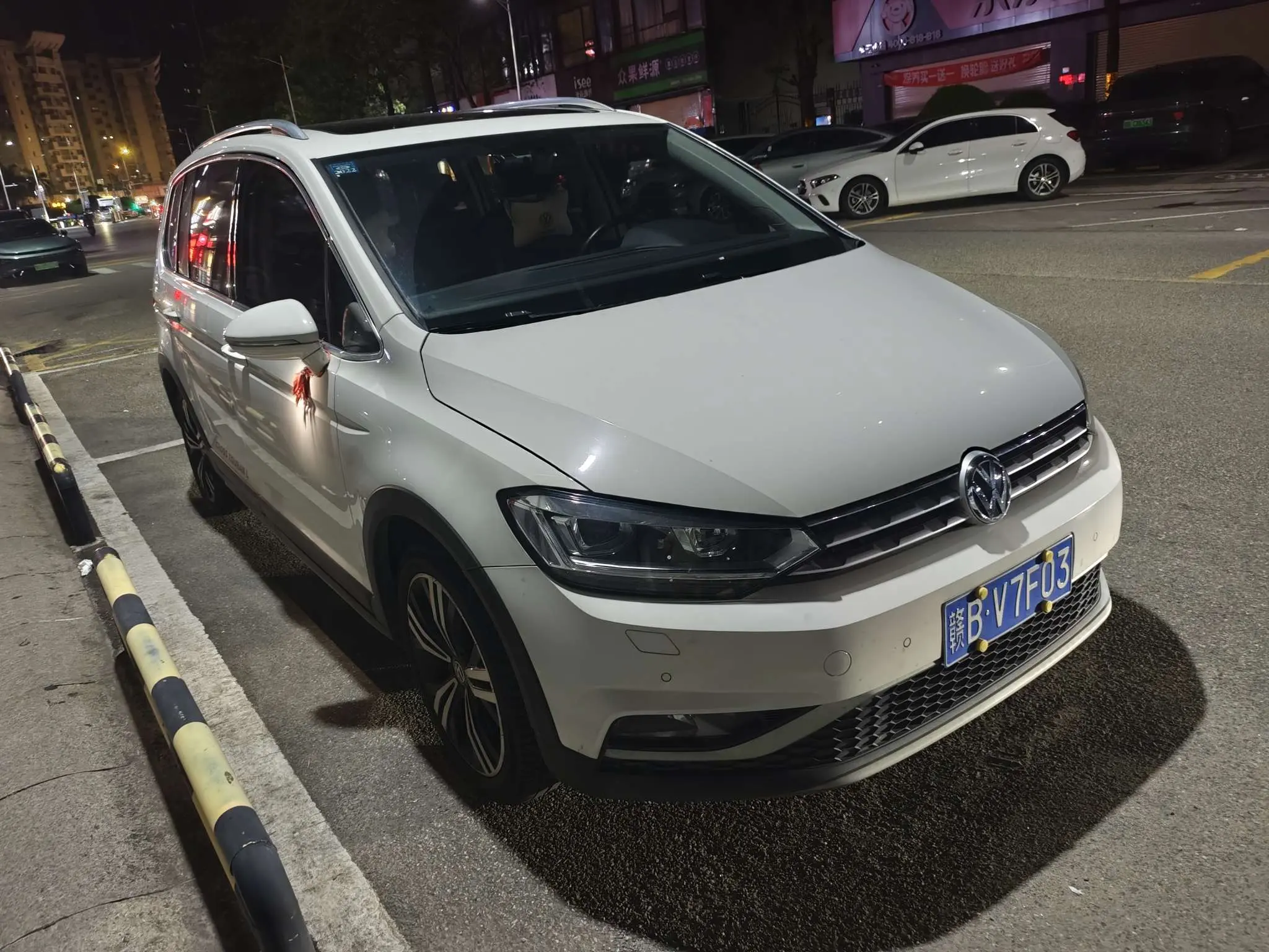 Volkswagen Touran L