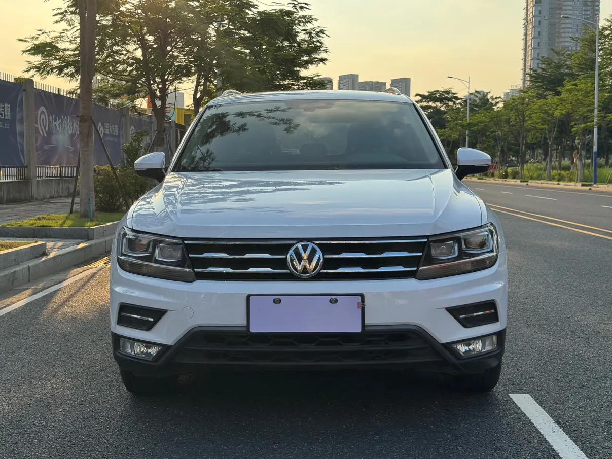 Volkswagen Tiguan L