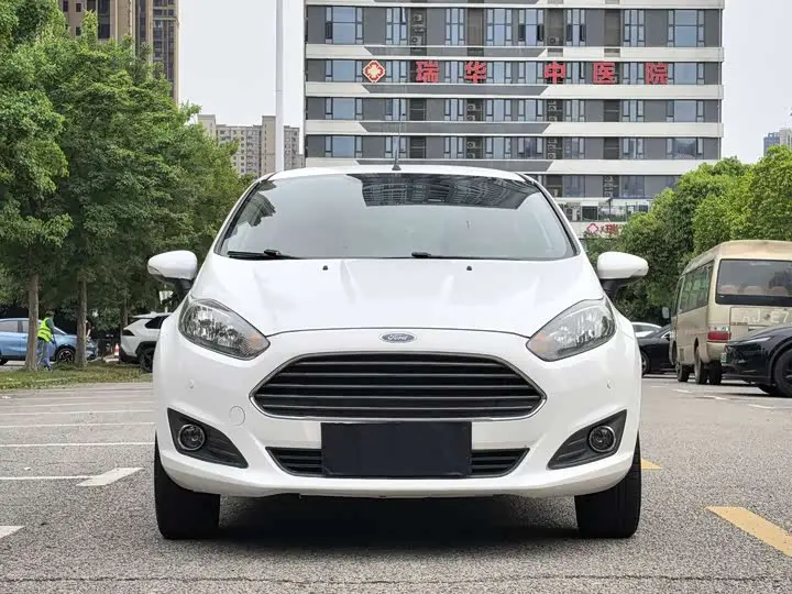 Ford Carnival