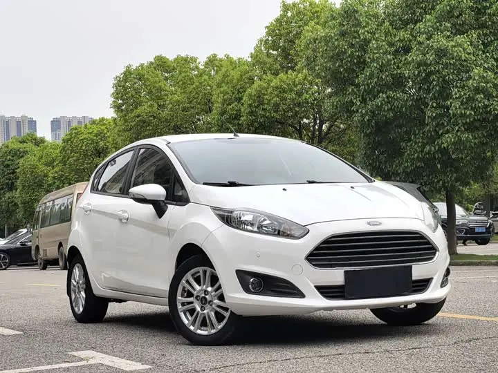 Ford Carnival