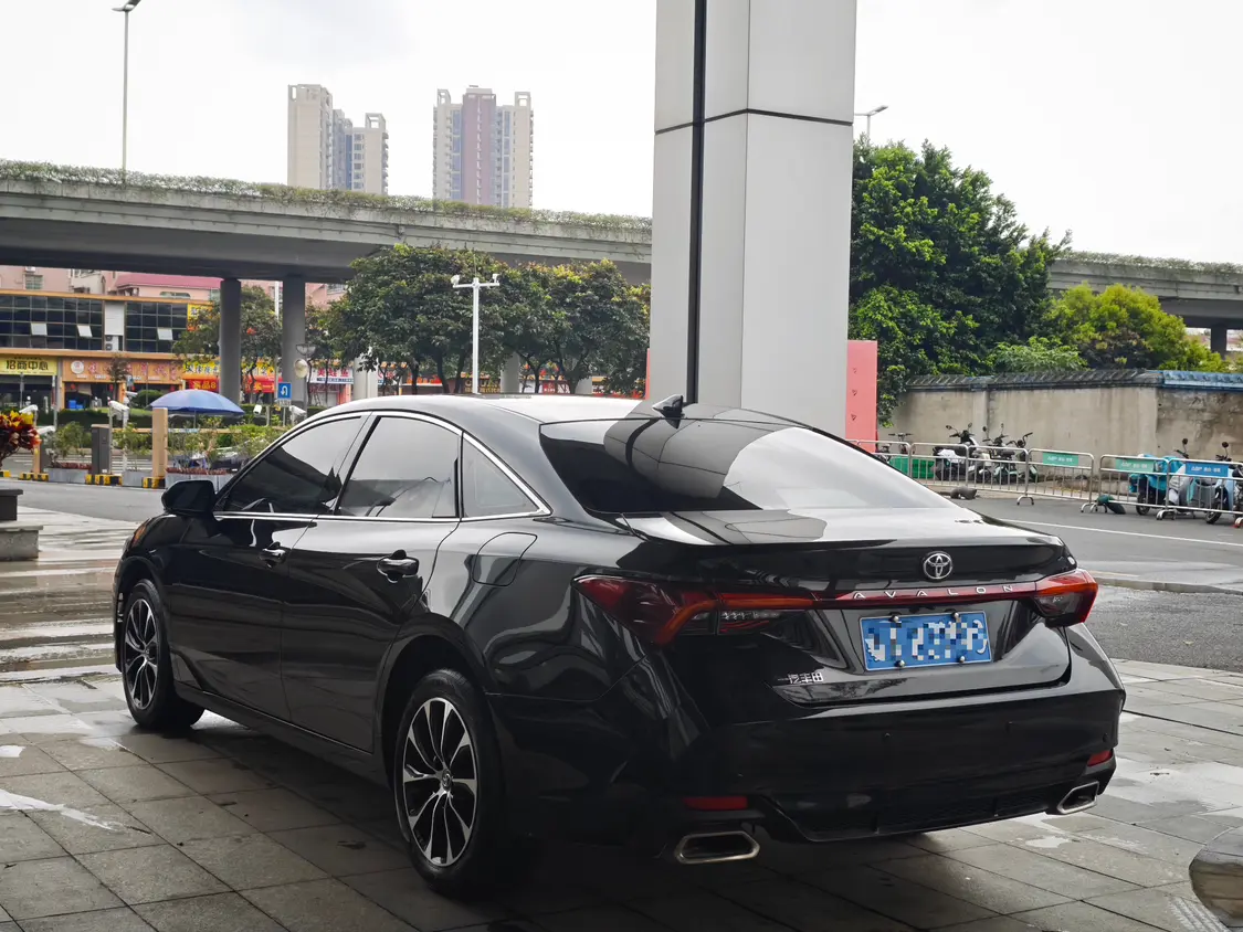 Toyota Avalon