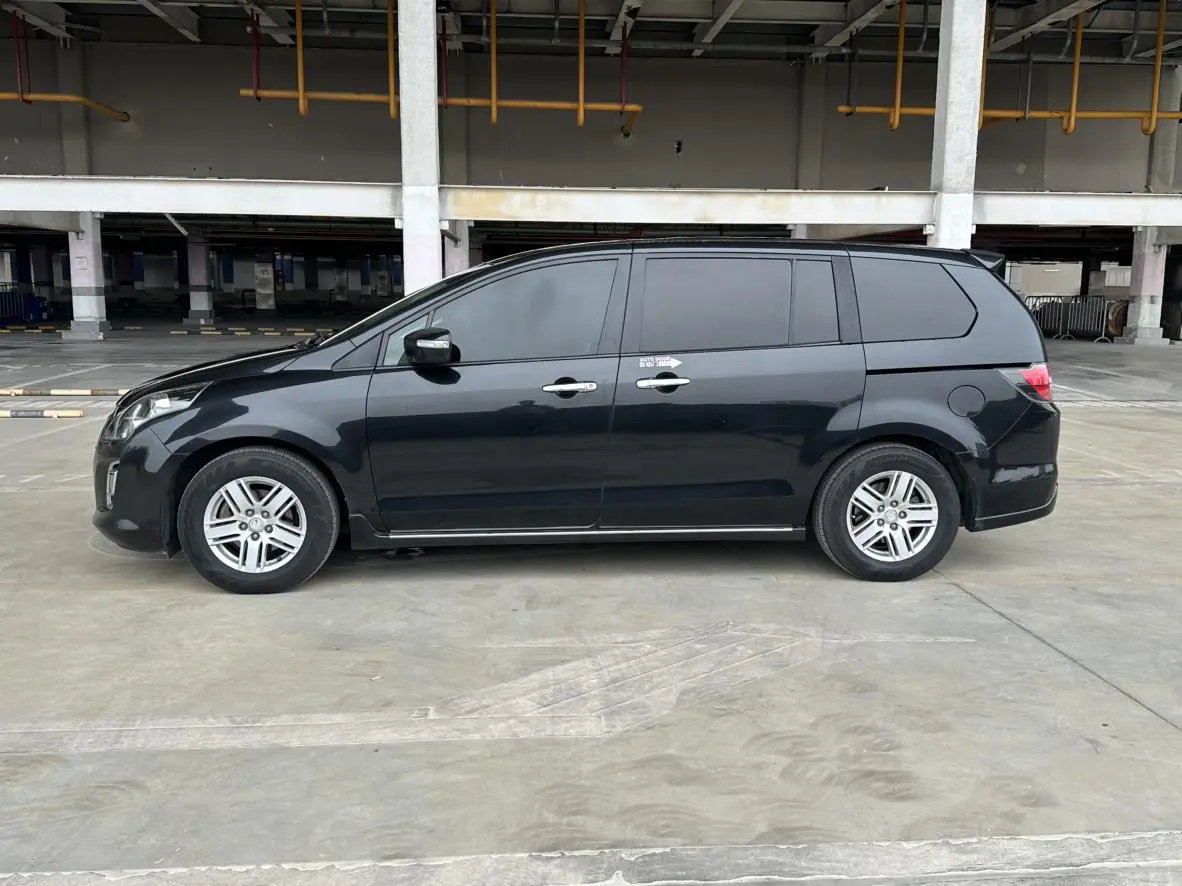 Mazda 8