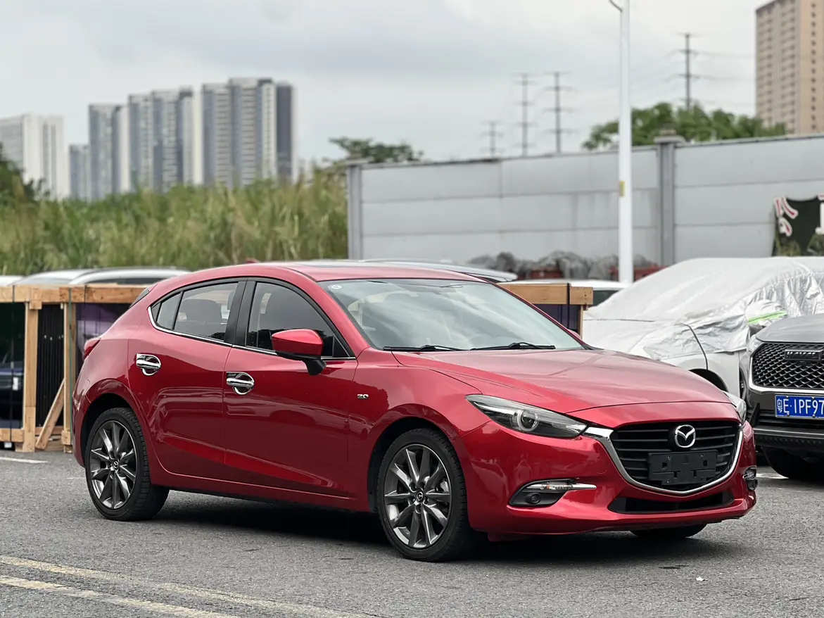 Mazda Axela