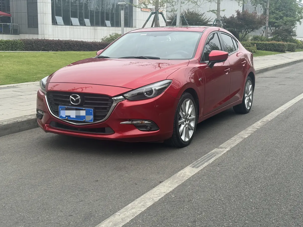 Mazda Axela