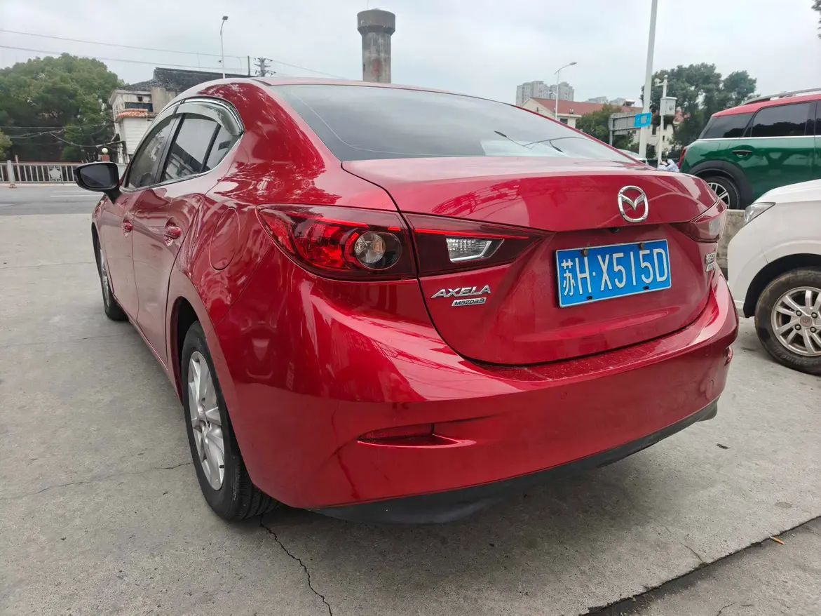 Mazda Axela