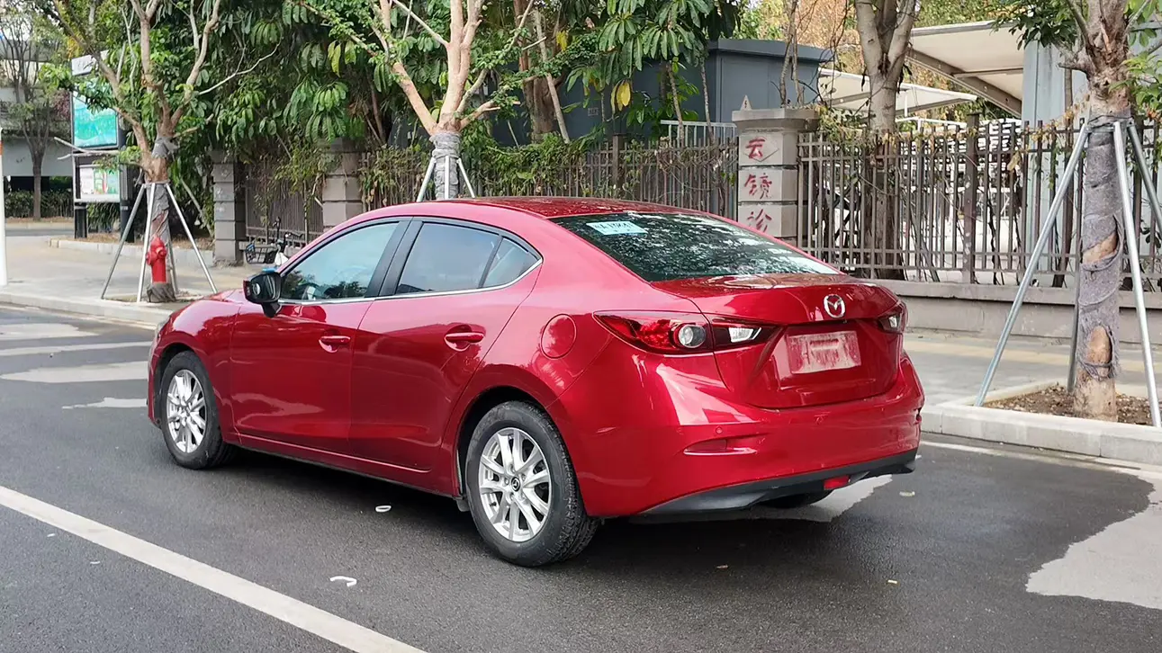 Mazda Axela