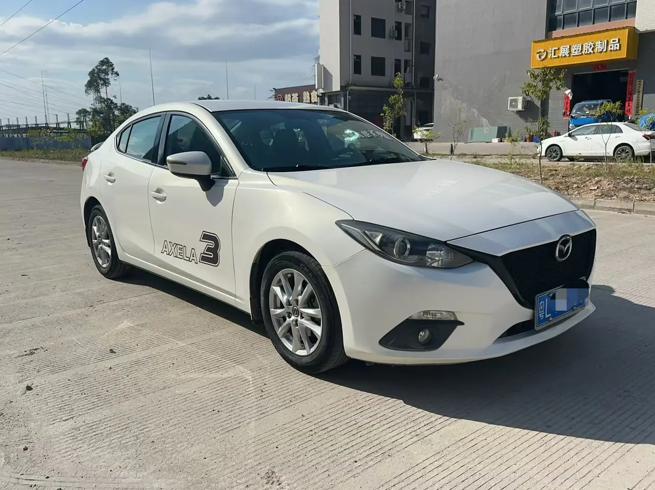 Mazda Axela