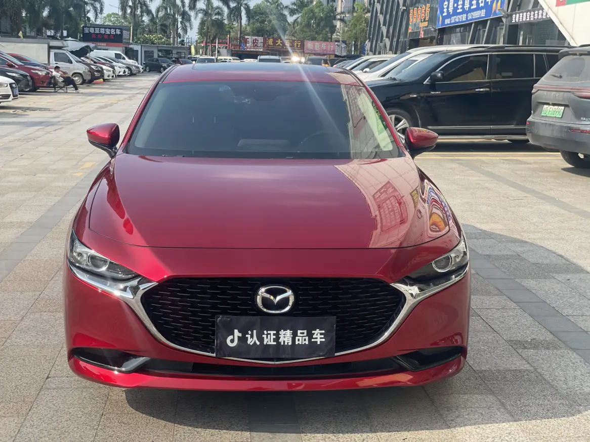 Mazda Axela