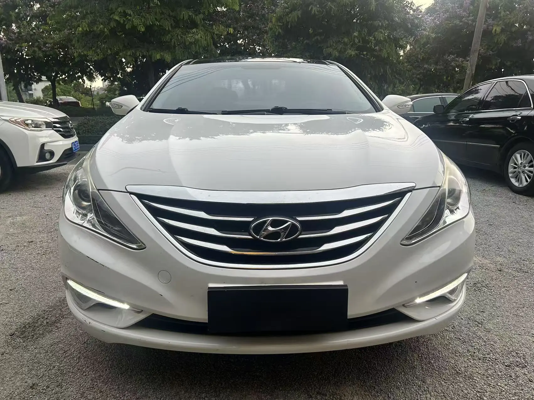 Hyundai sonata eight