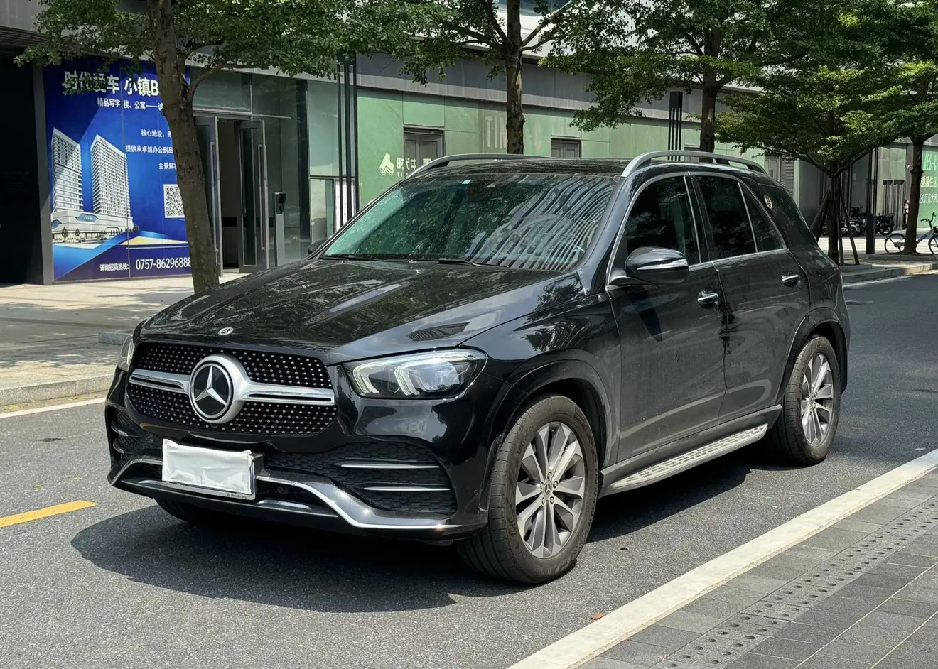 Mercedes-Benz GLE (Imported)