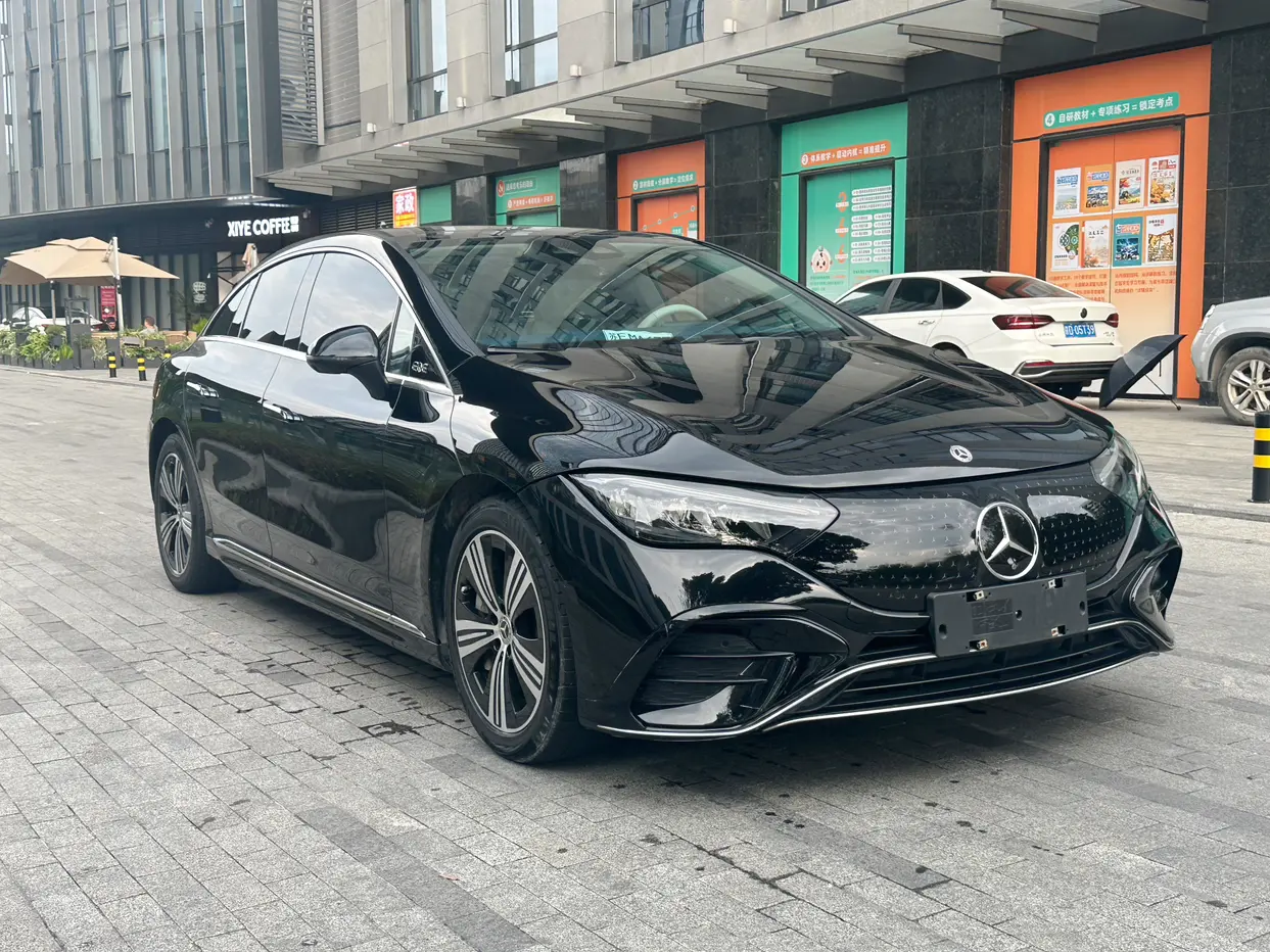 Mercedes-Benz EQE