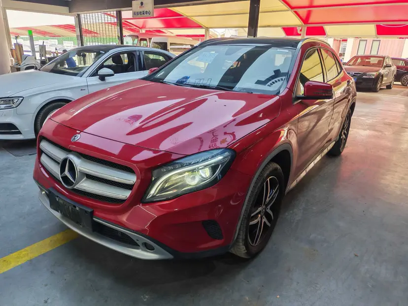 Mercedes-Benz GLA