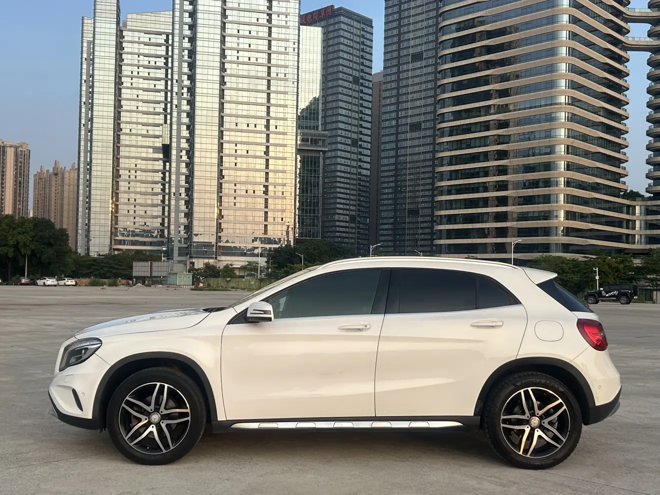 Mercedes-Benz GLA