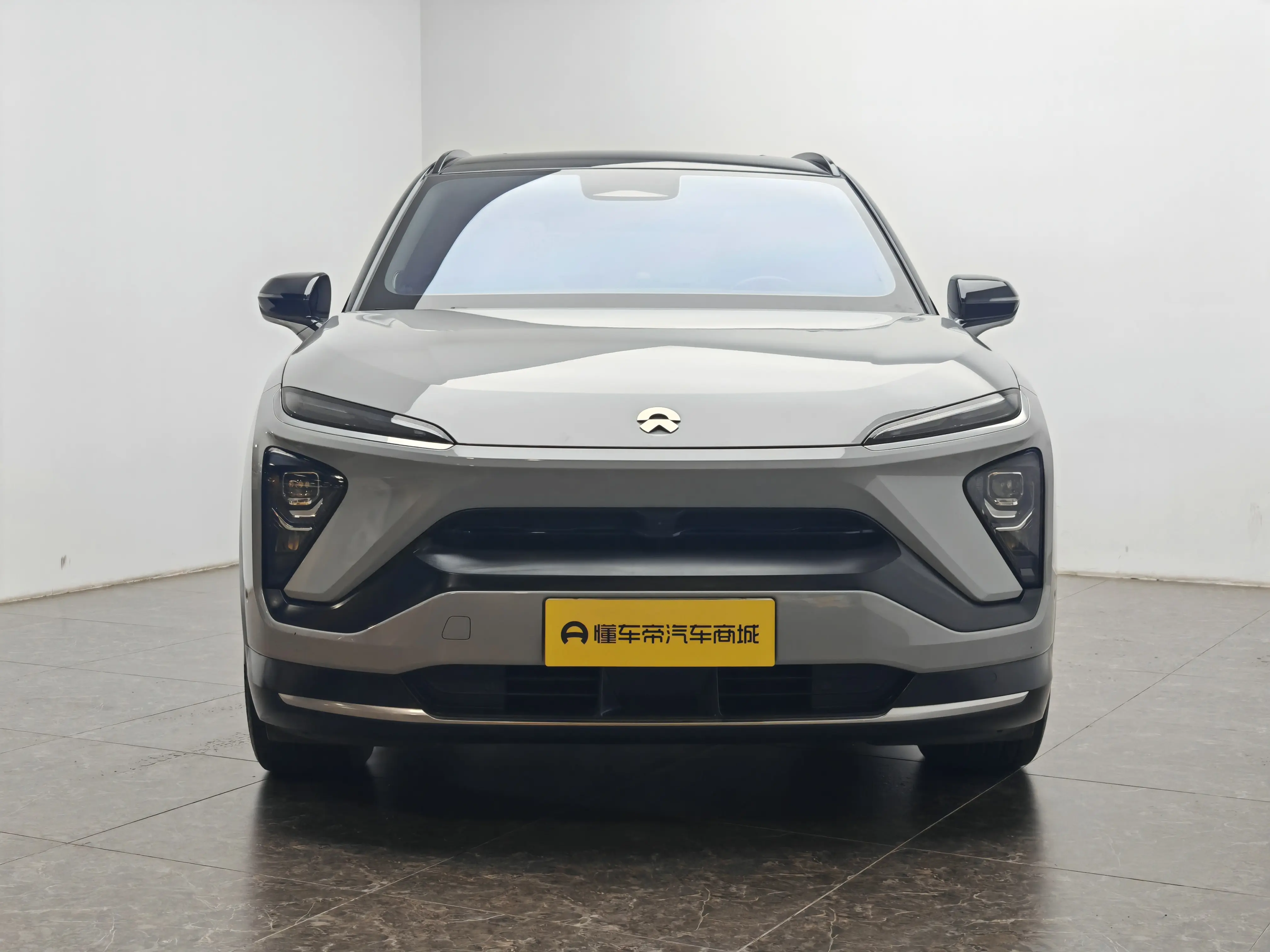 NIO ES6